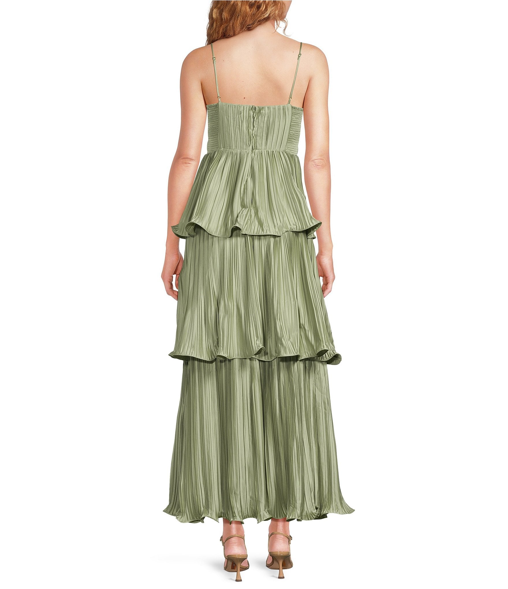 ASTR The Label Lupin Sweetheart Neck Sleeveless Plisse Tiered Maxi Dress