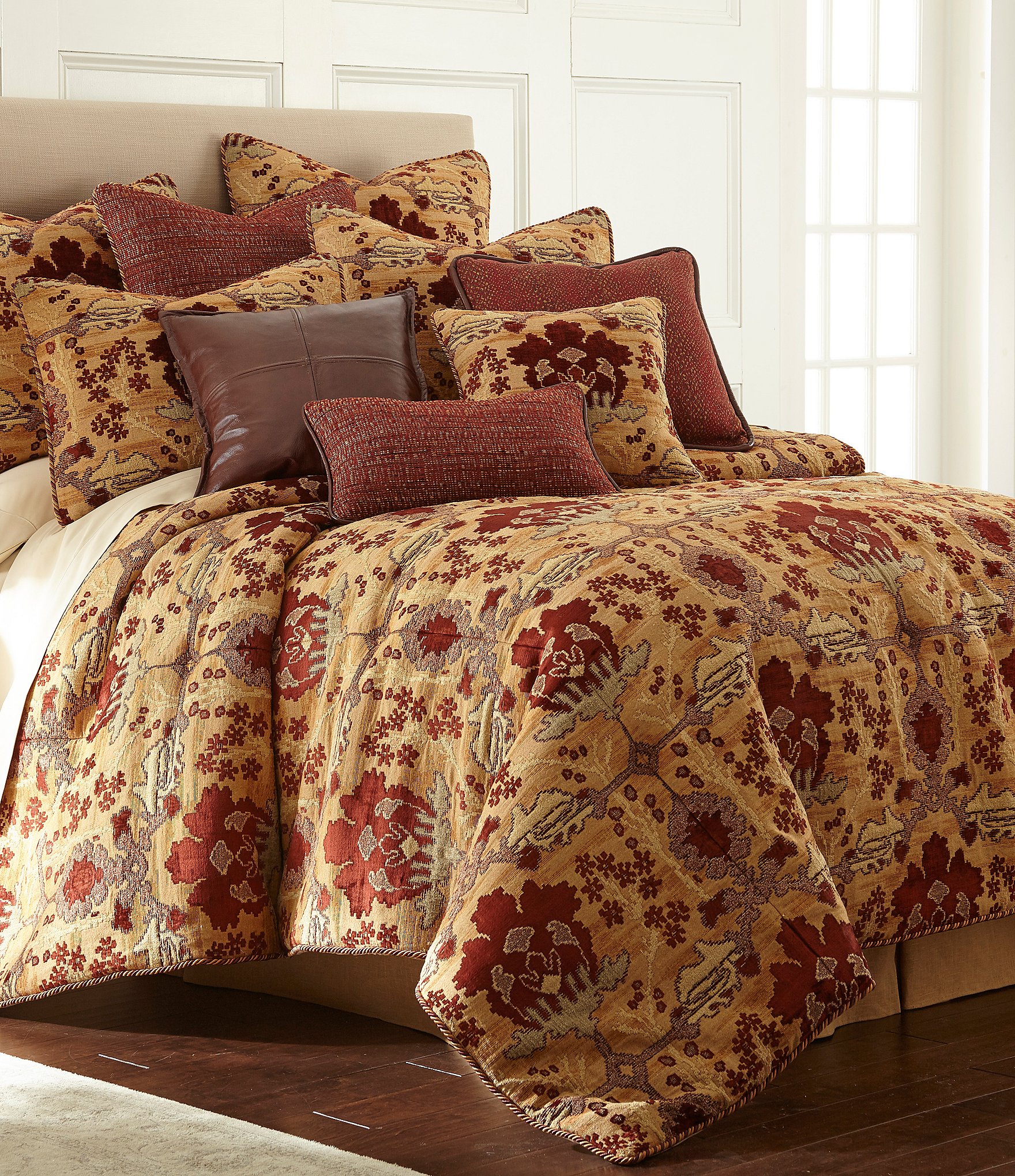 Austin Horn Classics Dakota Luxury Comforter Mini Set
