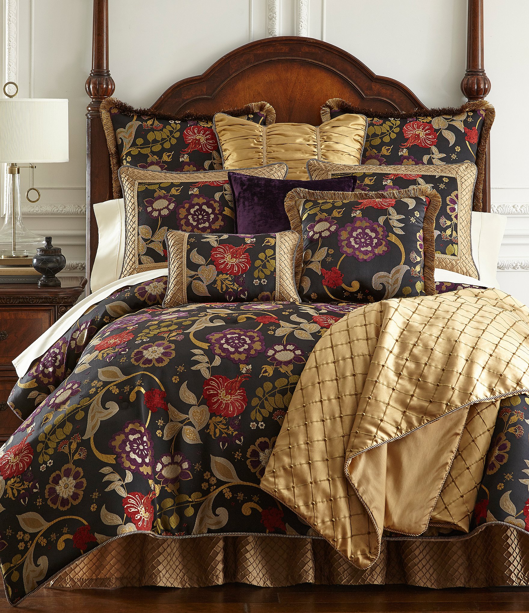 Austin Horn Classics Escapade Reversible Comforter Mini