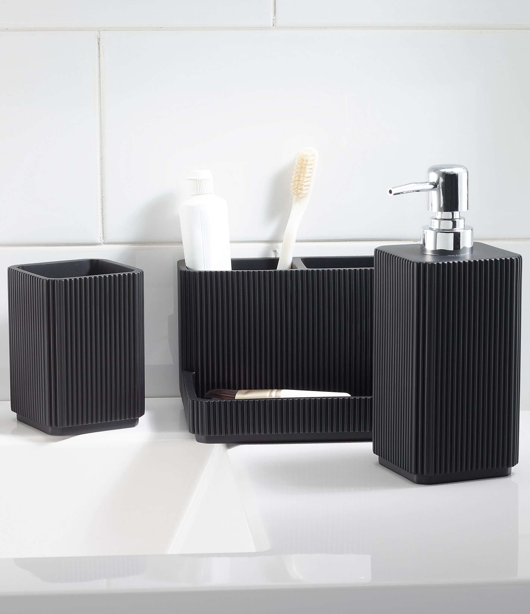 Avanti Linens Chelsea Ribbed 3-Piece Bath Accessory Set