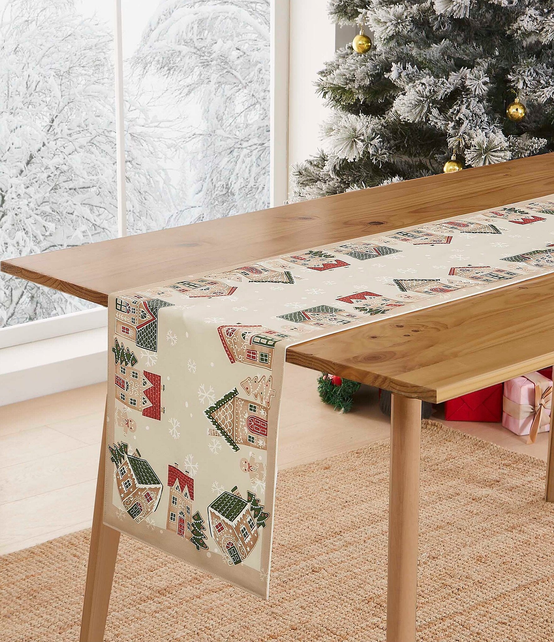 Avanti Linens Gingerbread Village Collection Table Runner, 72#double;