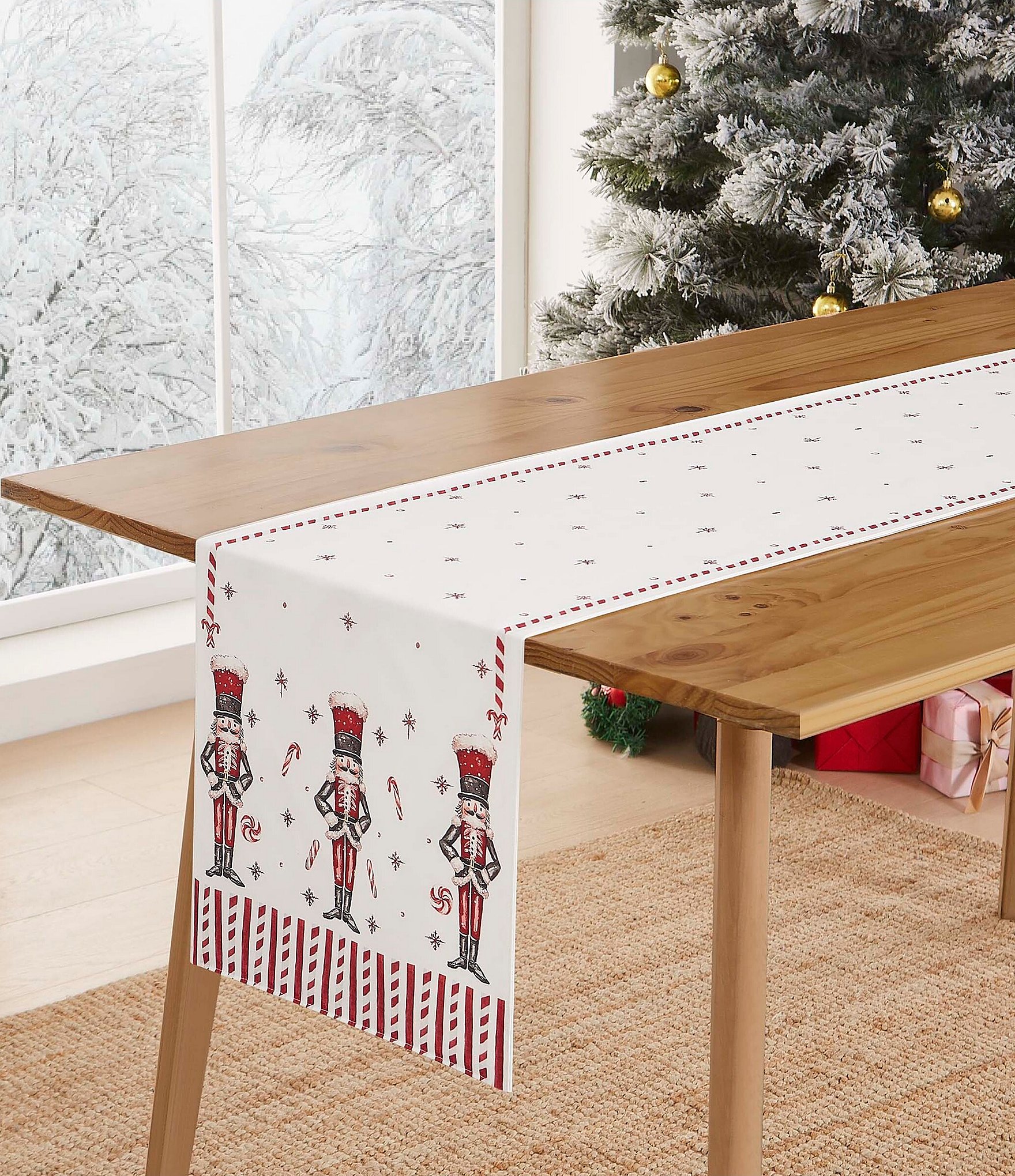 Avanti Linens Nutcracker Candy Collection Runner, 72#double;
