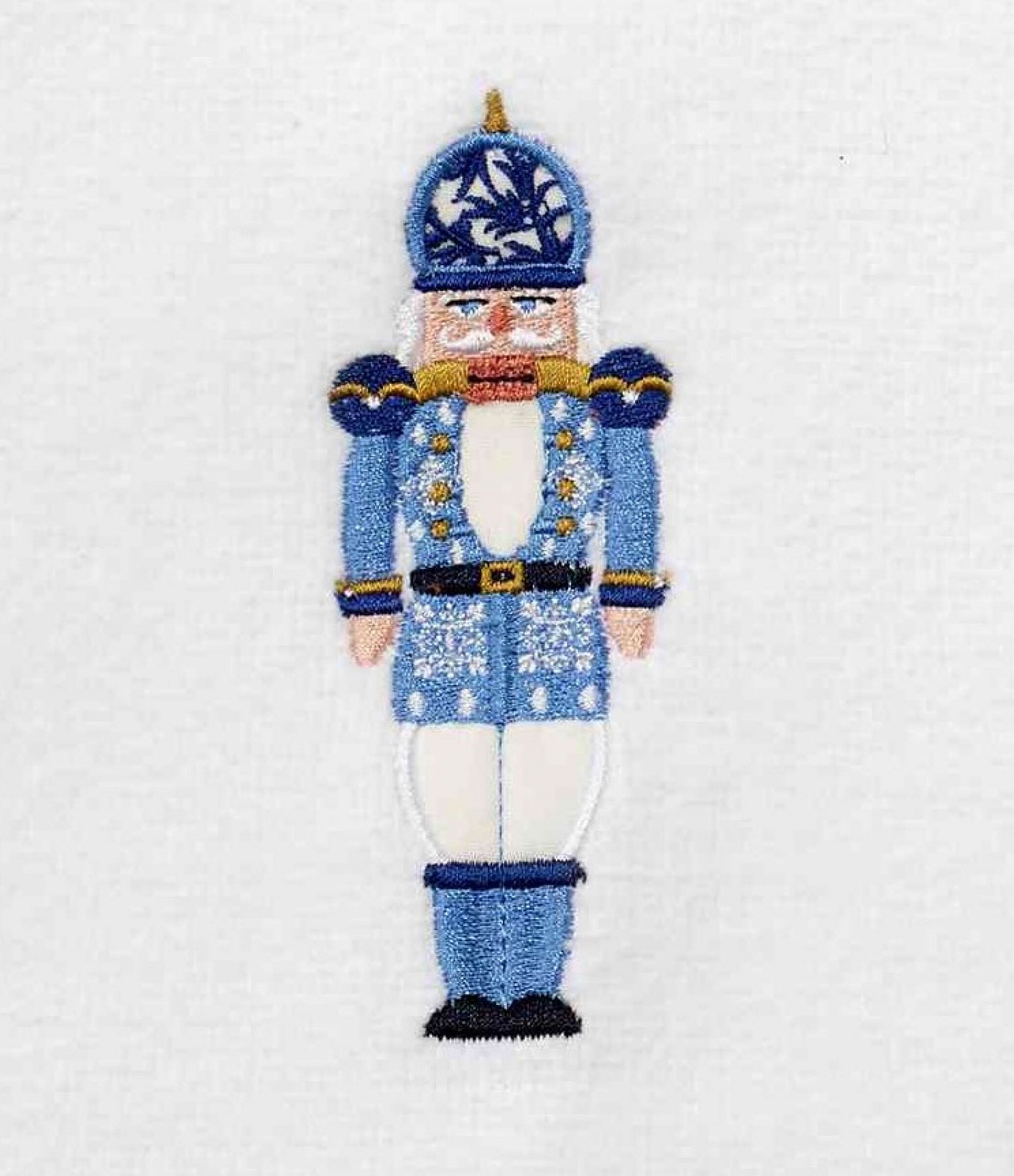 Avanti Linens Nutcracker Trellis Decorative Embroidered Bath Towels