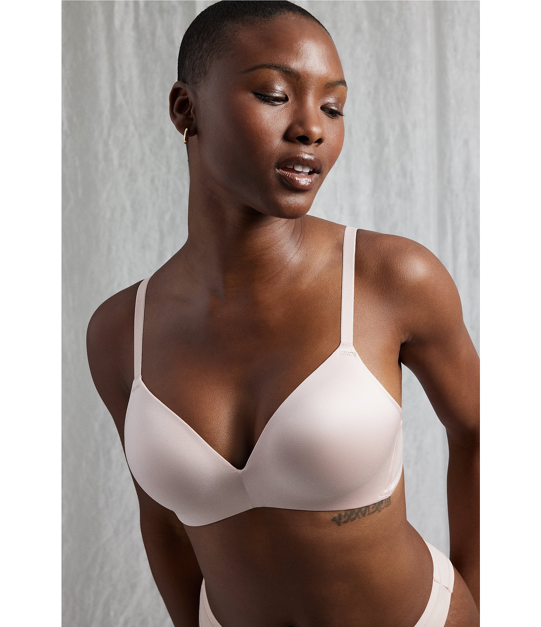 b.tempt'd by Wacoal Future Foundation Wire Free Convertible Contour Bra