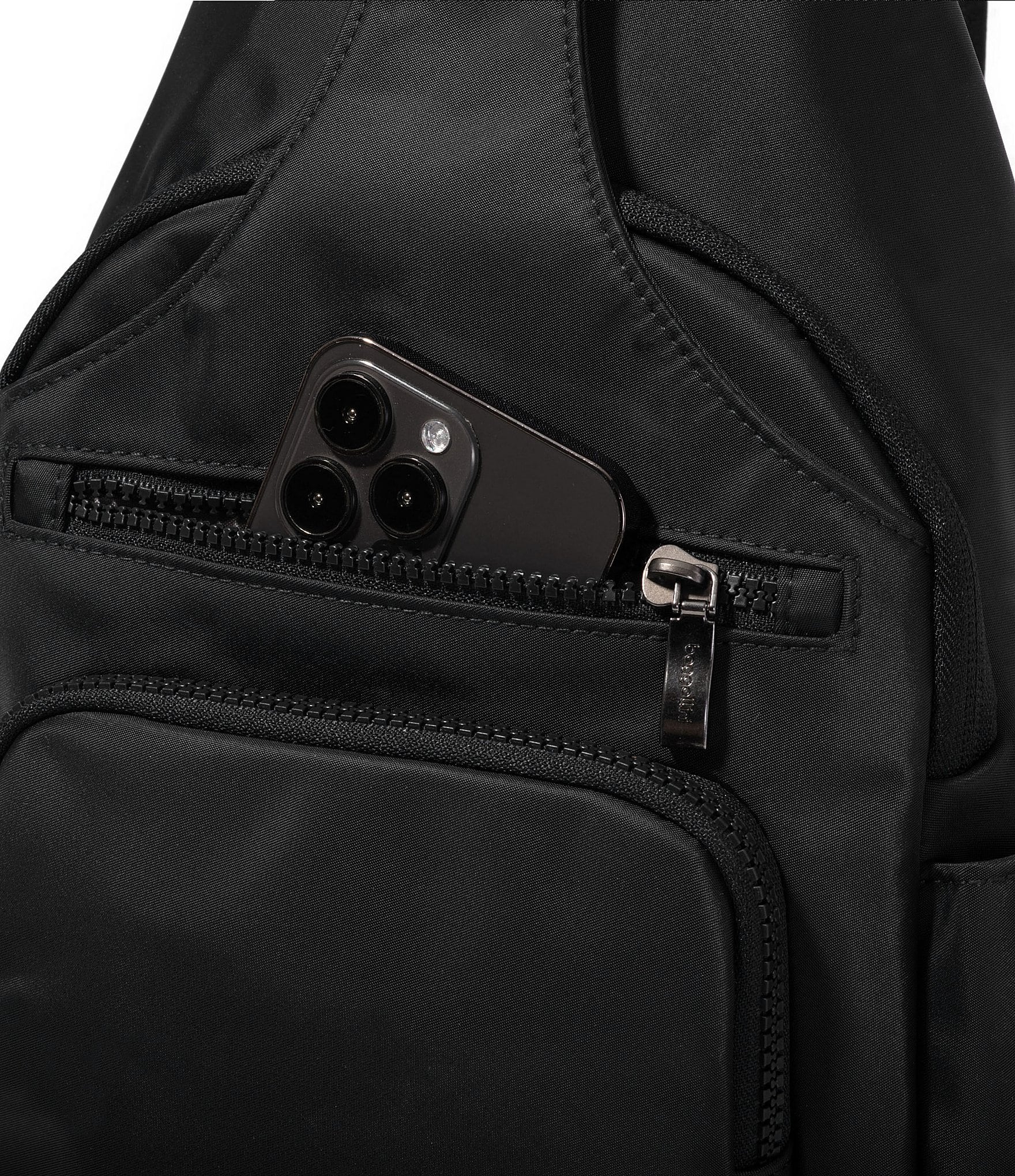 Baggallini Manhattan Collection Central Park Large Sling Bag