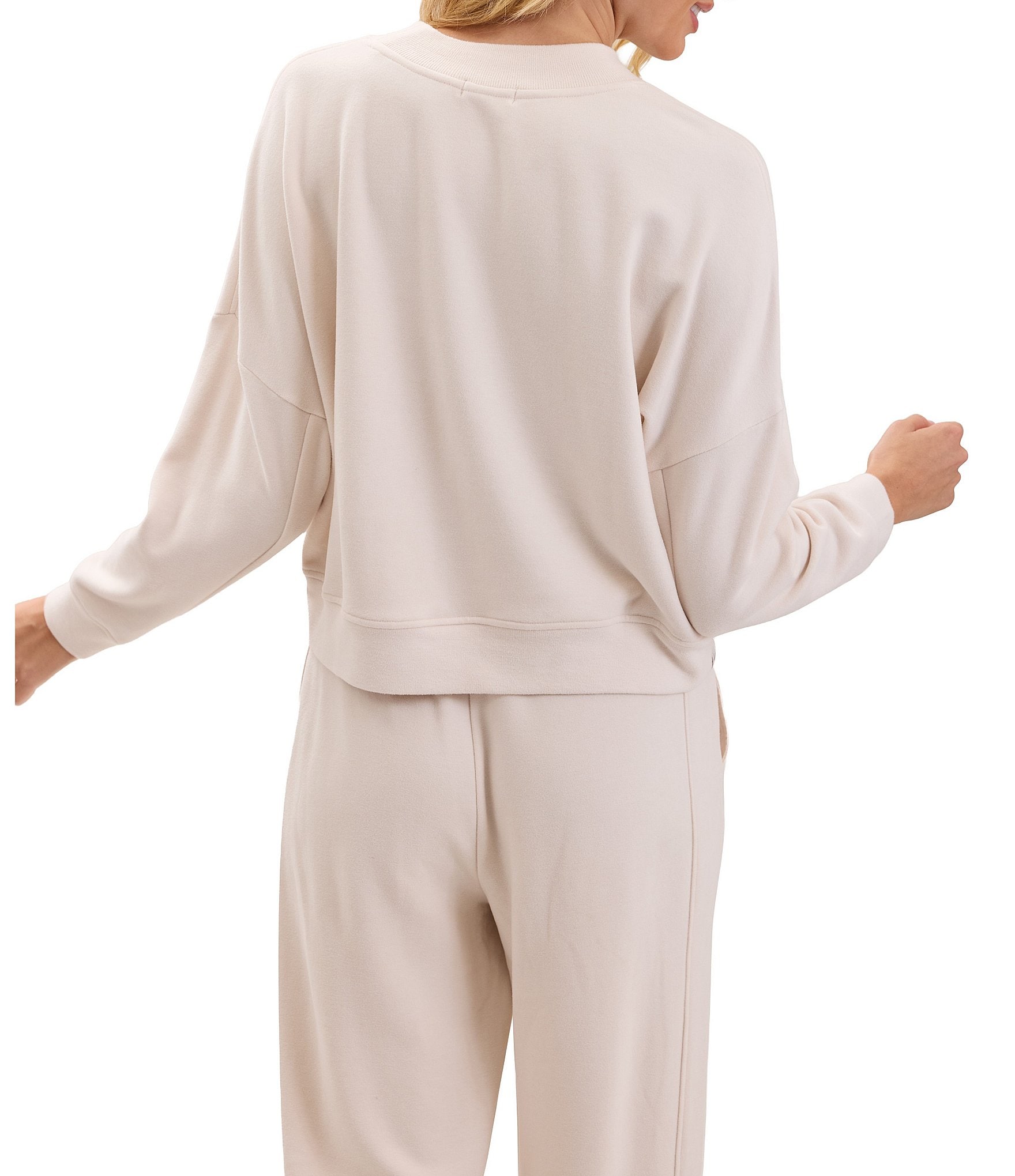Barefoot Dreams Long Sleeve Crew Neck Brushed Fleece Coordinating Pullover