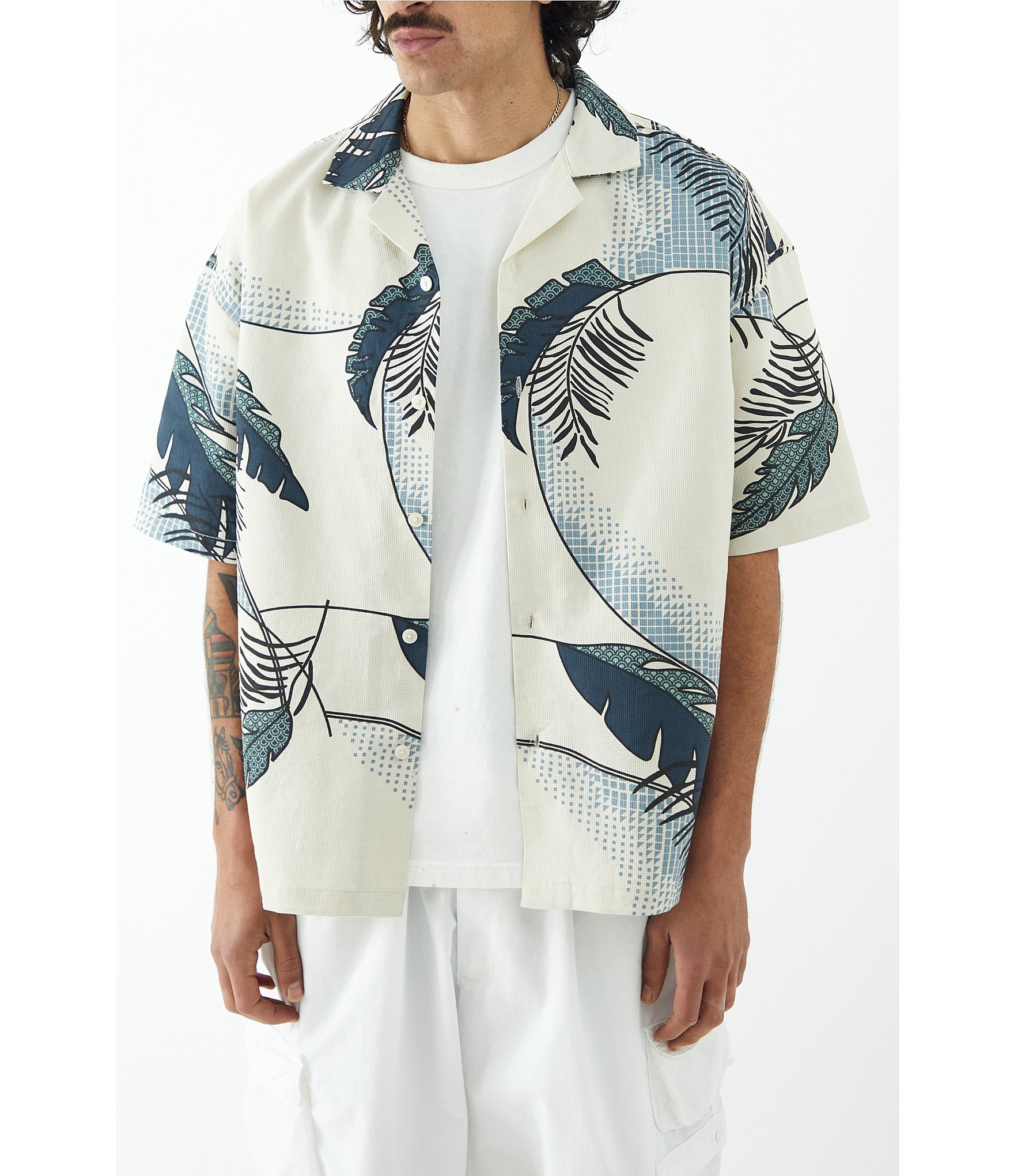 Short-Sleeve Printed Oversized Hawaiian Shirt