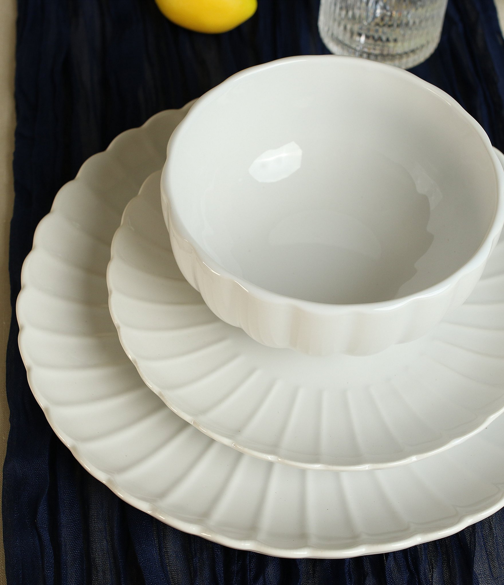 Bia Cordon Bleu Petal Collection -Piece Dinnerware Set