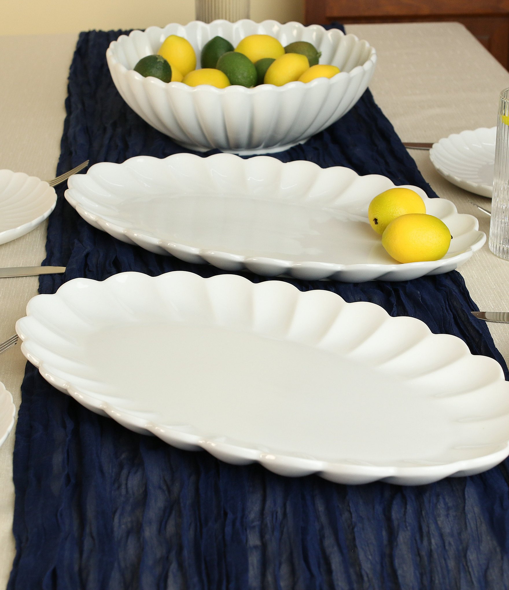 Bia Cordon Bleu Petal Collection Oval Serving Platter, Set of 2