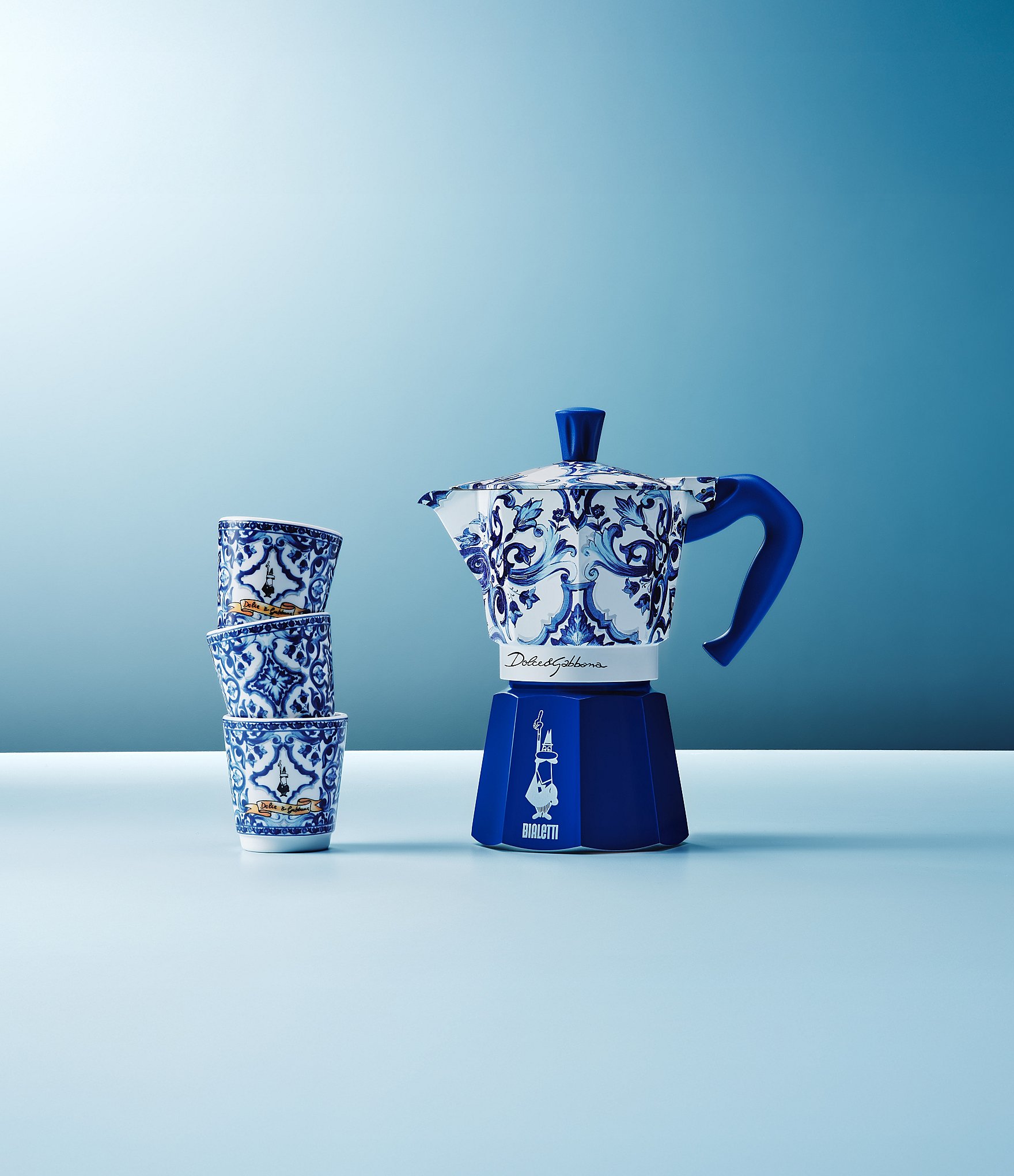Bialetti x Dolce & Gabbana Blu Mediterraneo Moka Express Coffee Maker Boxed Set, 3 Cup
