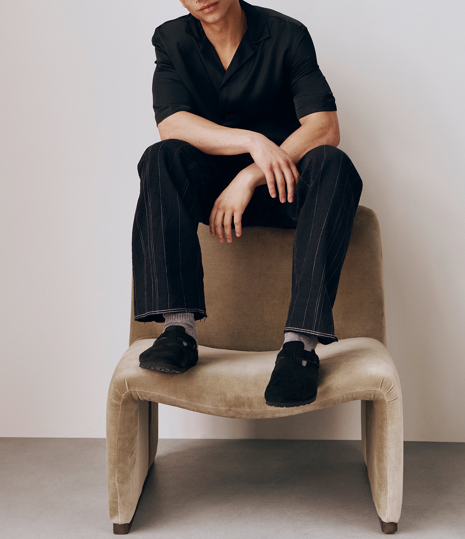 Birkenstock Men's Boston Suede Soft Footbed Family Matching Clogs