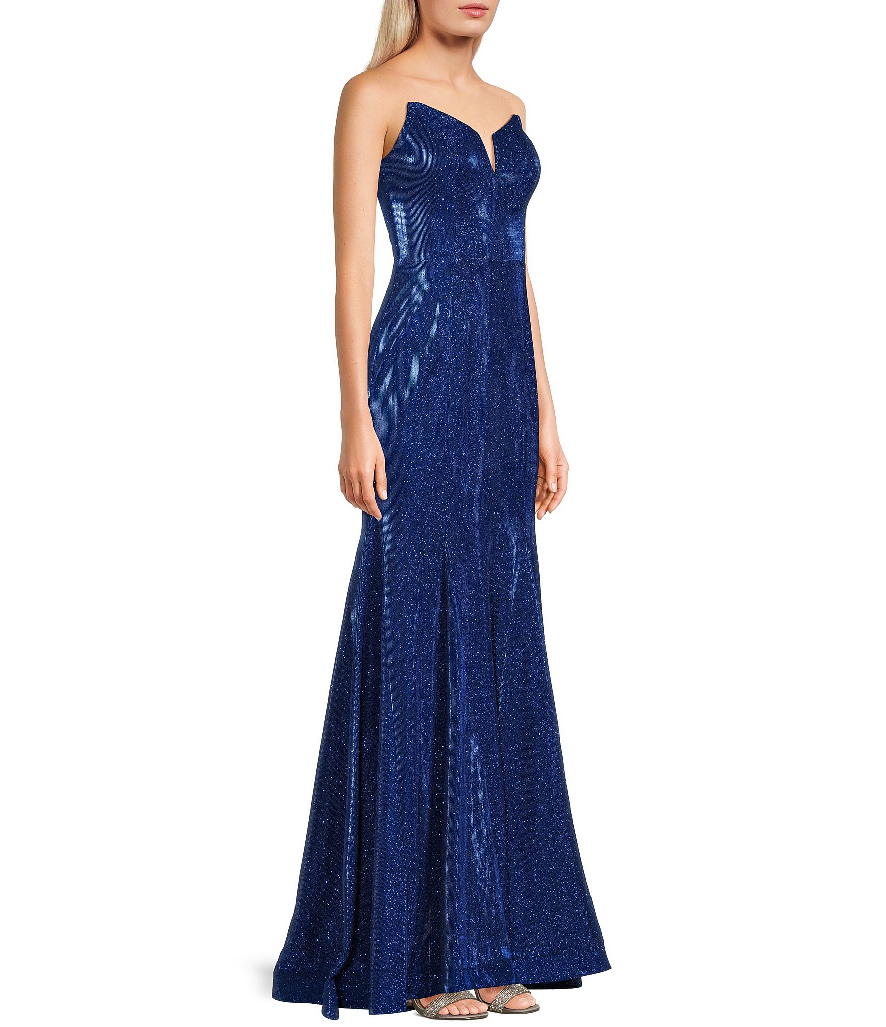 Blondie Nites Strapless V-Neck Metallic Glitter Mermaid Gown