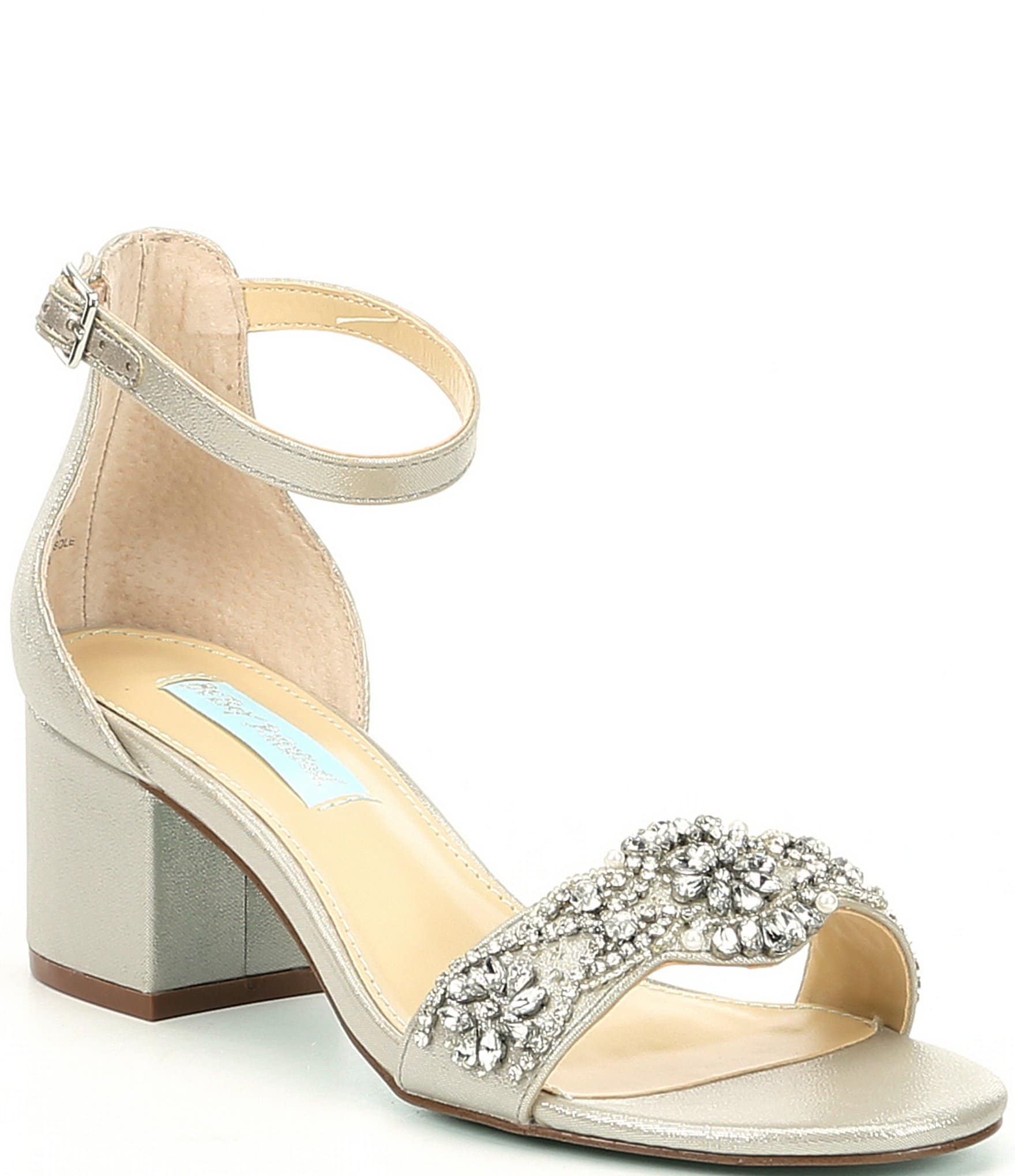 silver wedges wide width