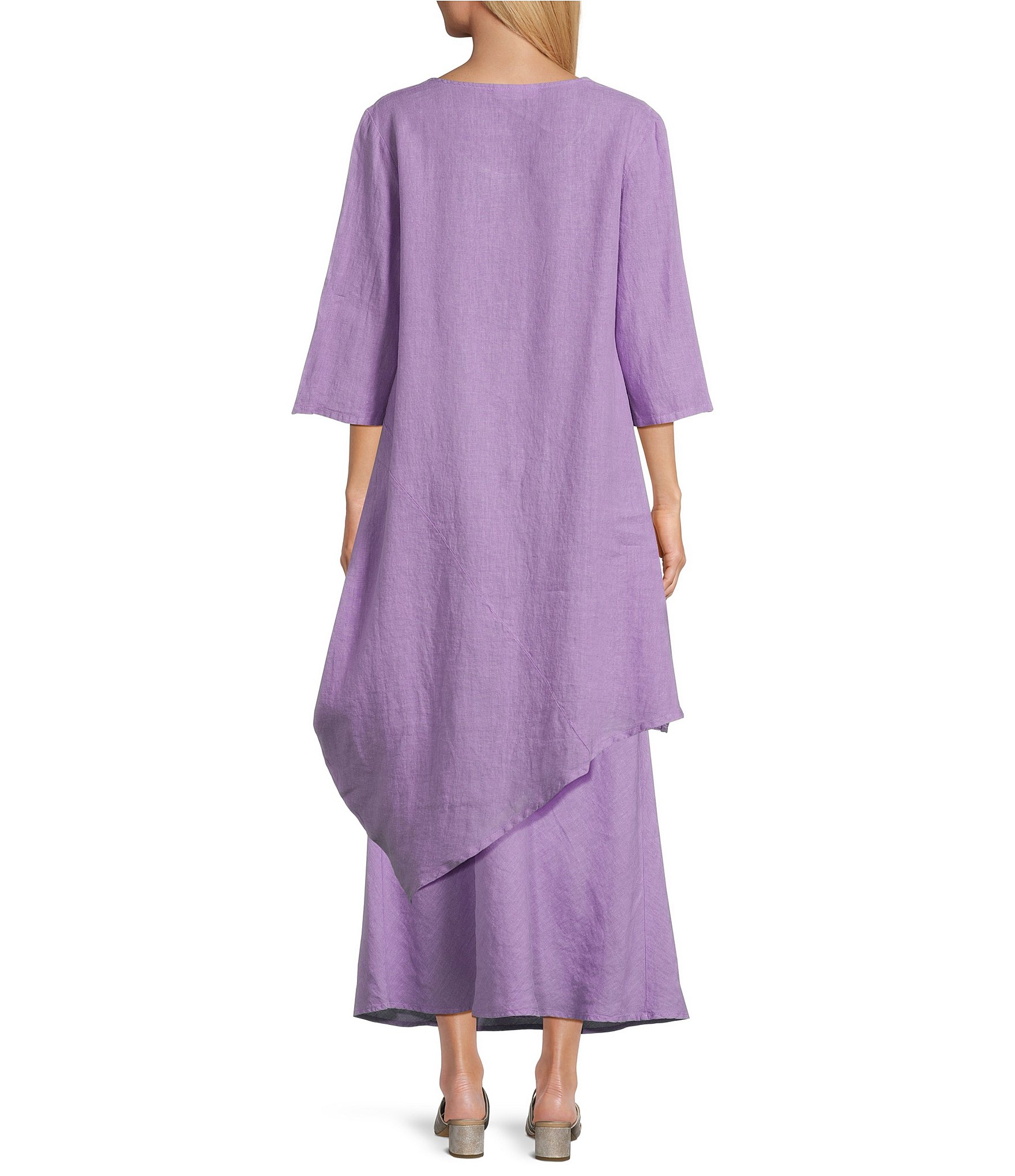 Bryn Walker Light Linen Naida Round Neck 3/4 Sleeve Asymmetric Hem Tunic