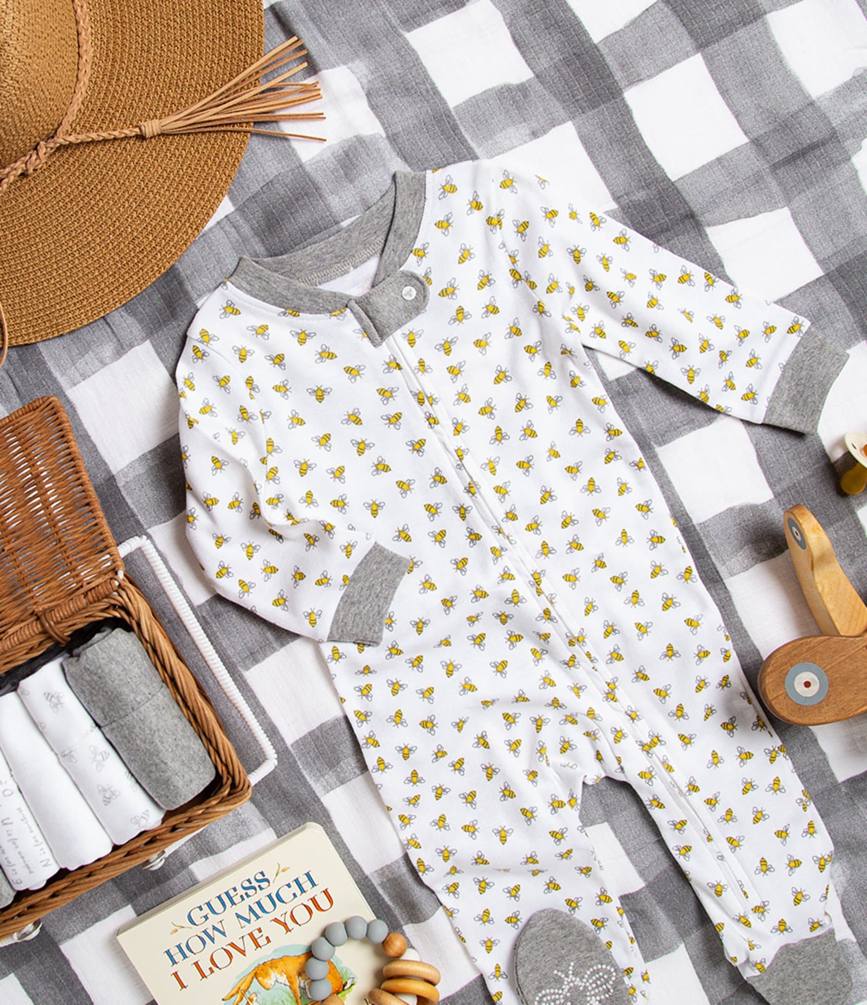 Burt's Bees Baby Newborn-9 Months Long-Sleeve Honey Bee Sleep & Play Footie Coverall