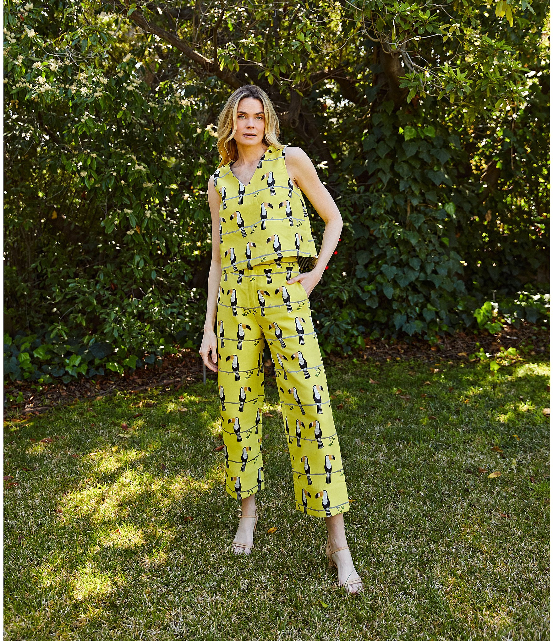 Buru Le Culotte Toucan Print Brocade High Rise Cropped Wide Leg Coordinating Pants