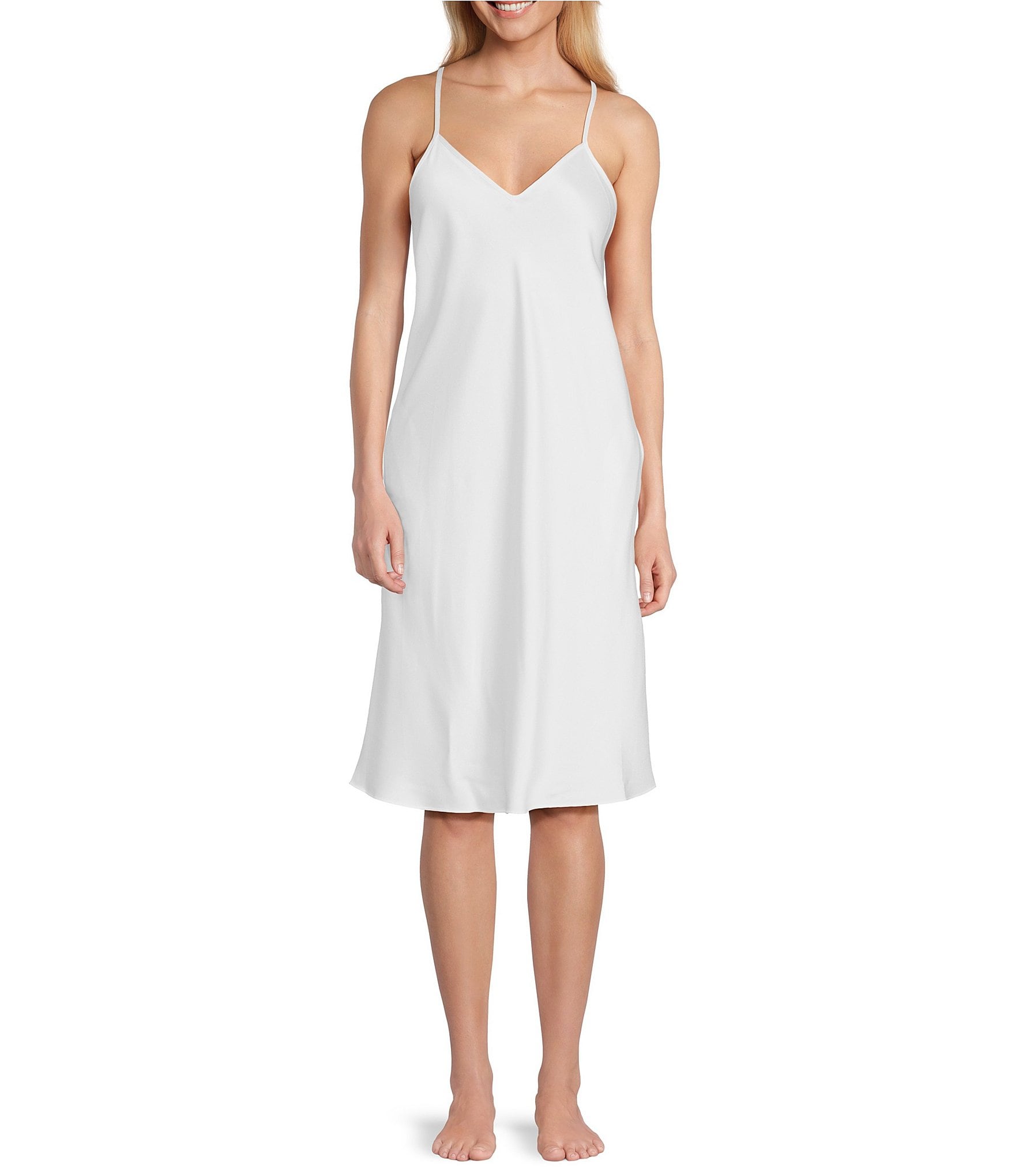 Cabernet Woven Solid Satin Sleeveless V-Neck Pocketed Chemise