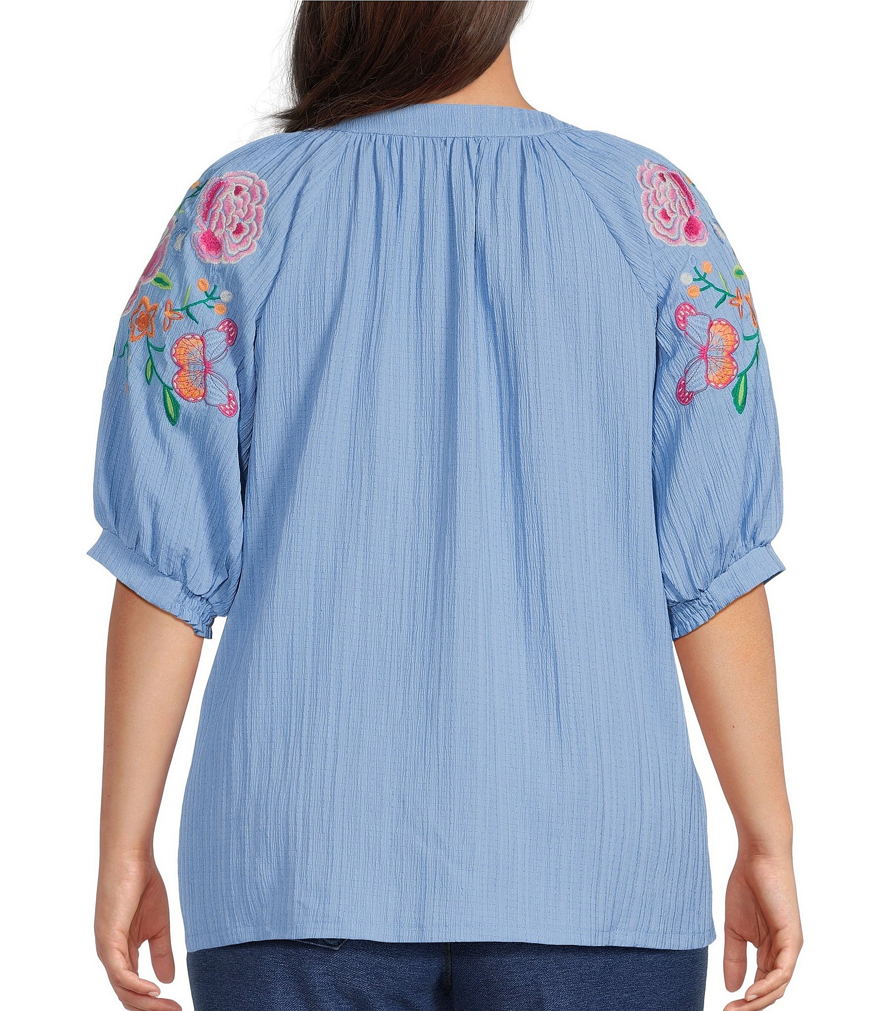 Calessa Plus Size Crinkle Split V-Neck Embroidered Puff Sleeve Tunic