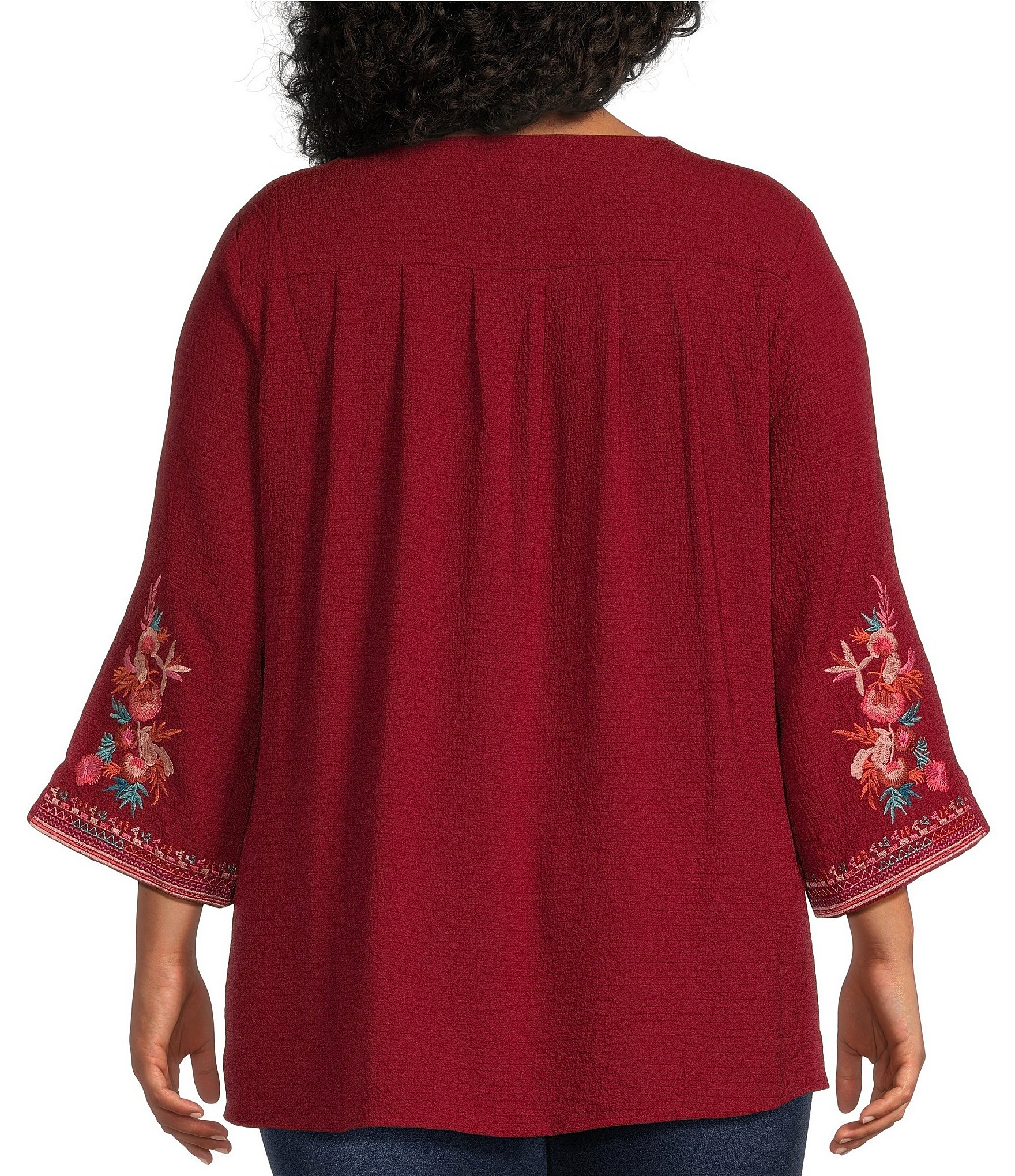 Calessa Plus Size Embroidered Crinkle V-Neck 3/4 Sleeve Tunic