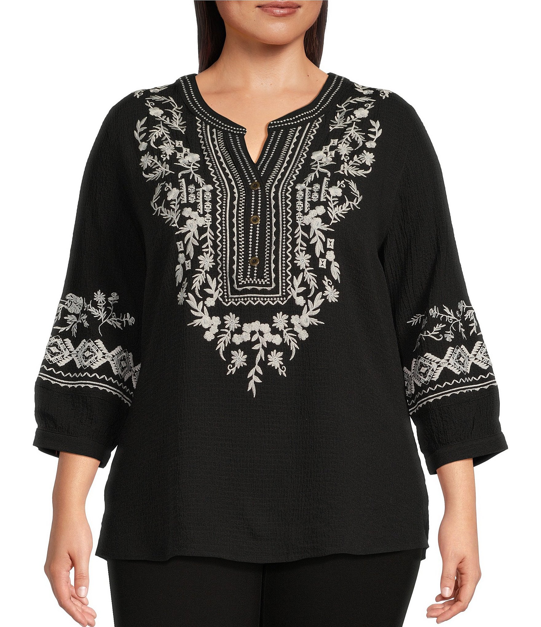 Calessa Plus Size Embroidered Patchwork Split V Neck 3 4 Sleeve Tunic