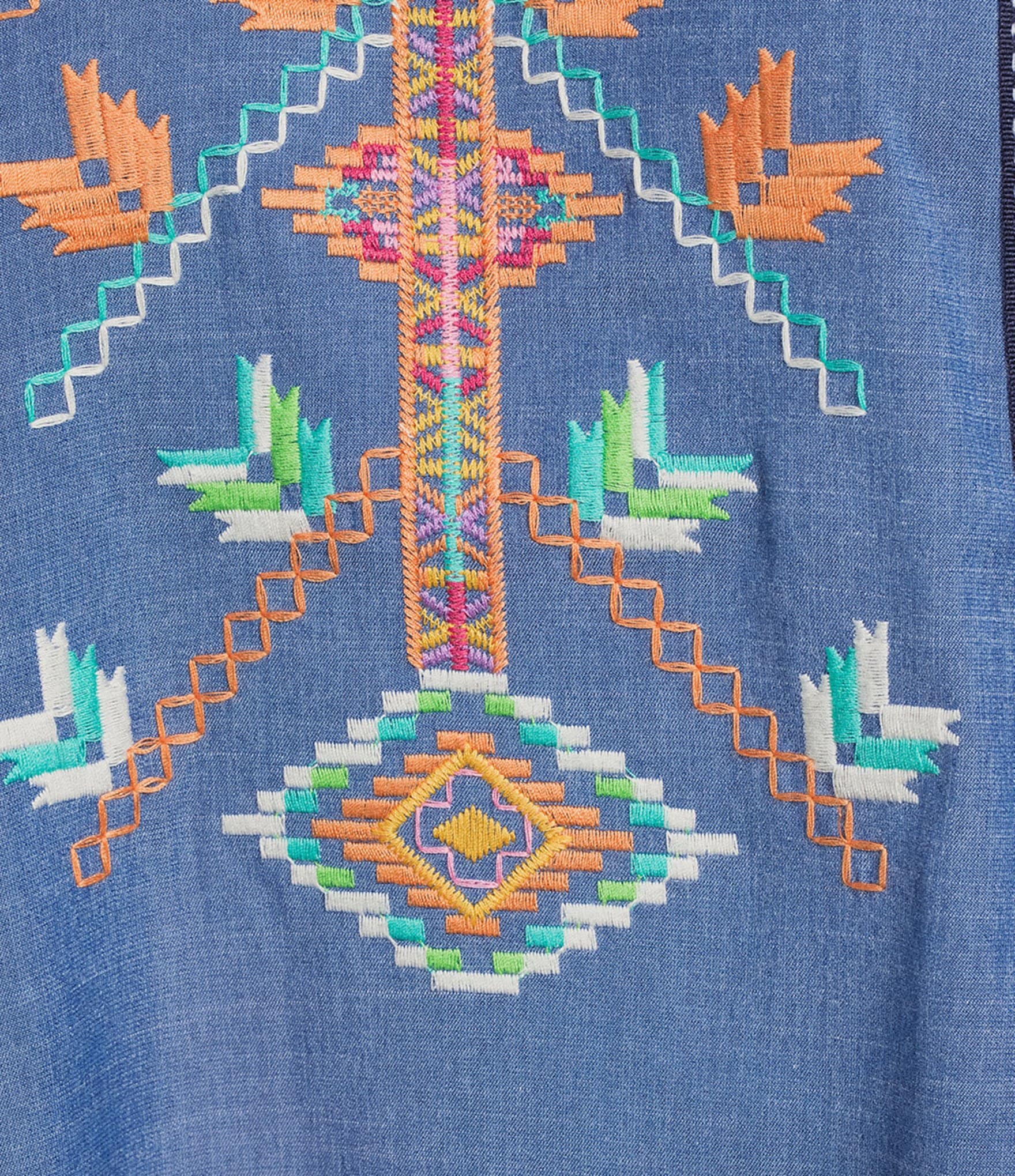 Calessa Plus Size Embroidered Split V-Neck 3/4 Sleeve Tunic