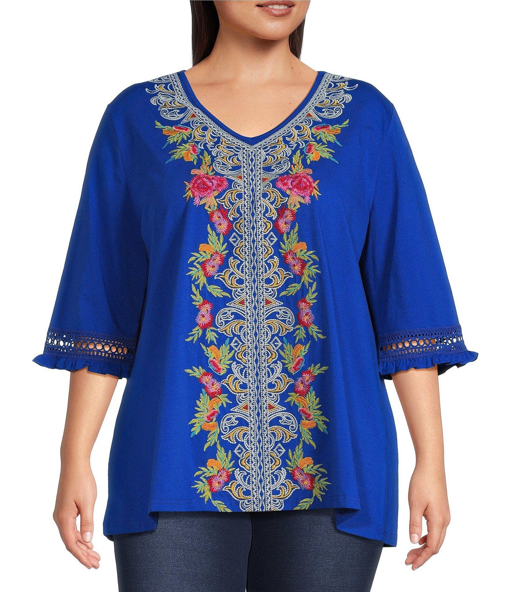 Calessa Plus Size Embroidered V Neck Short Sleeve Blouse Dillards 8204