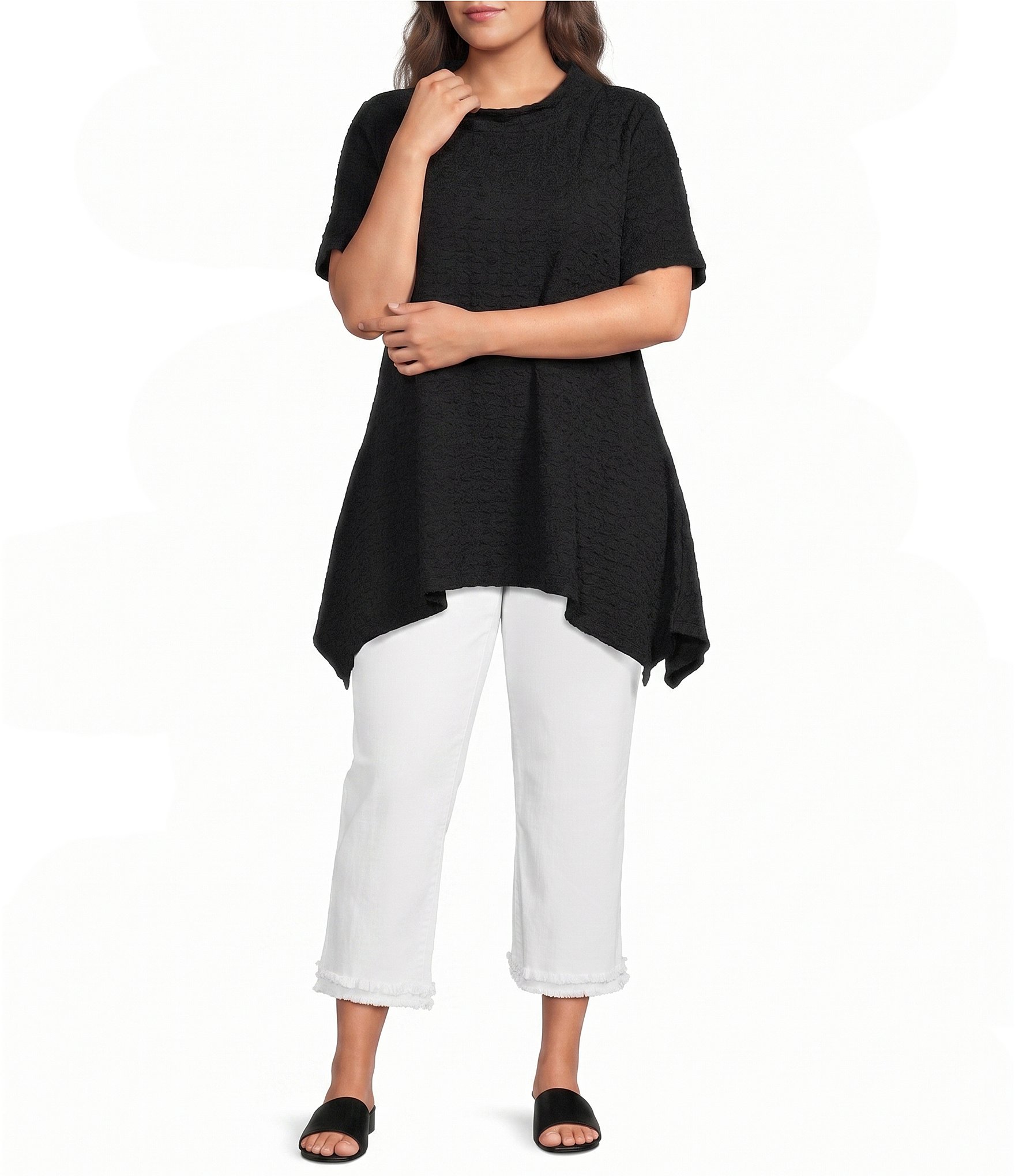 Calessa Plus Size Textured Knit Mock Neck Short Sleeve Asymmetric Tunic