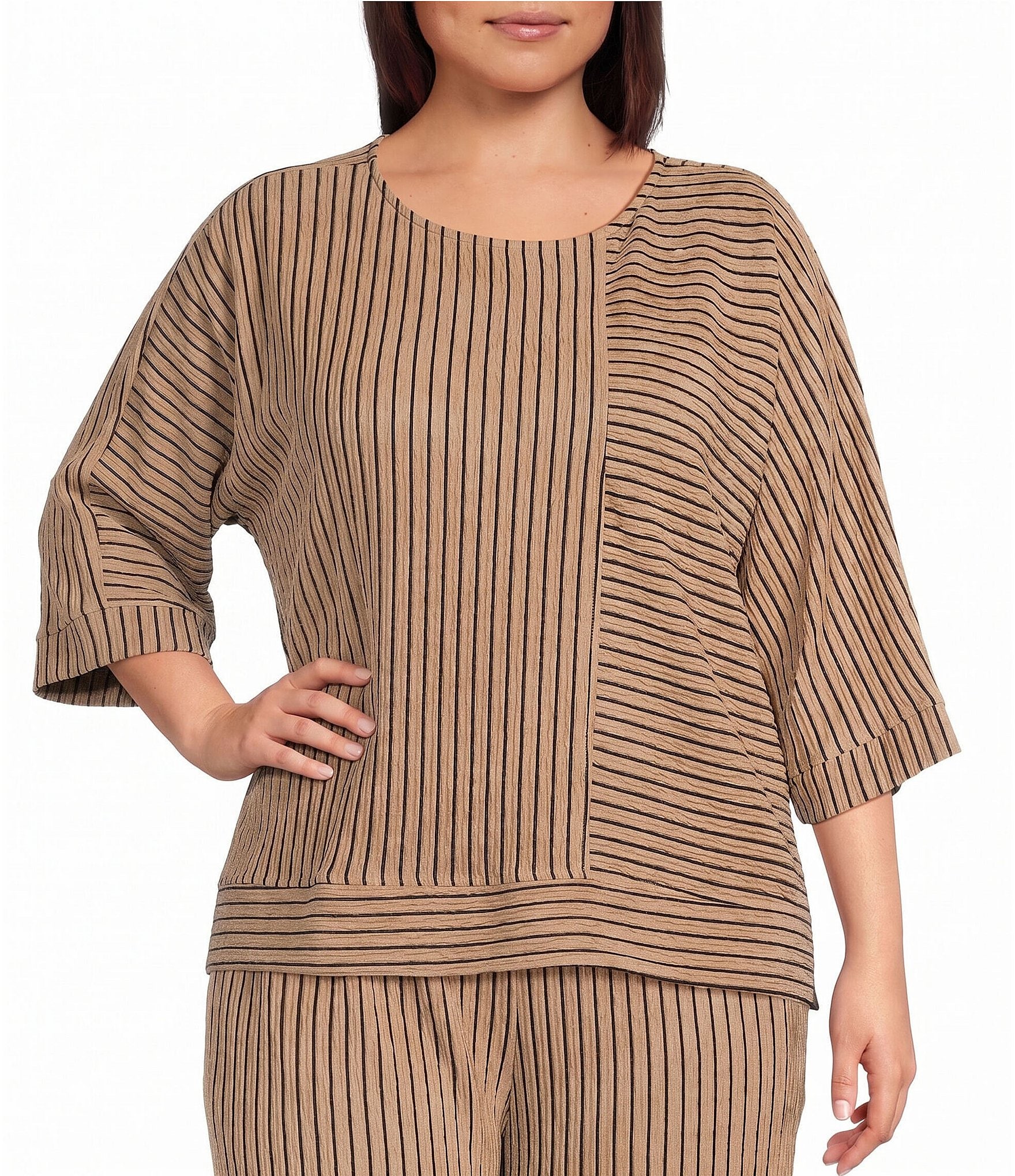 Calessa Plus Size Textured Knit Round Neck 3/4 Sleeve Coordinating Tunic