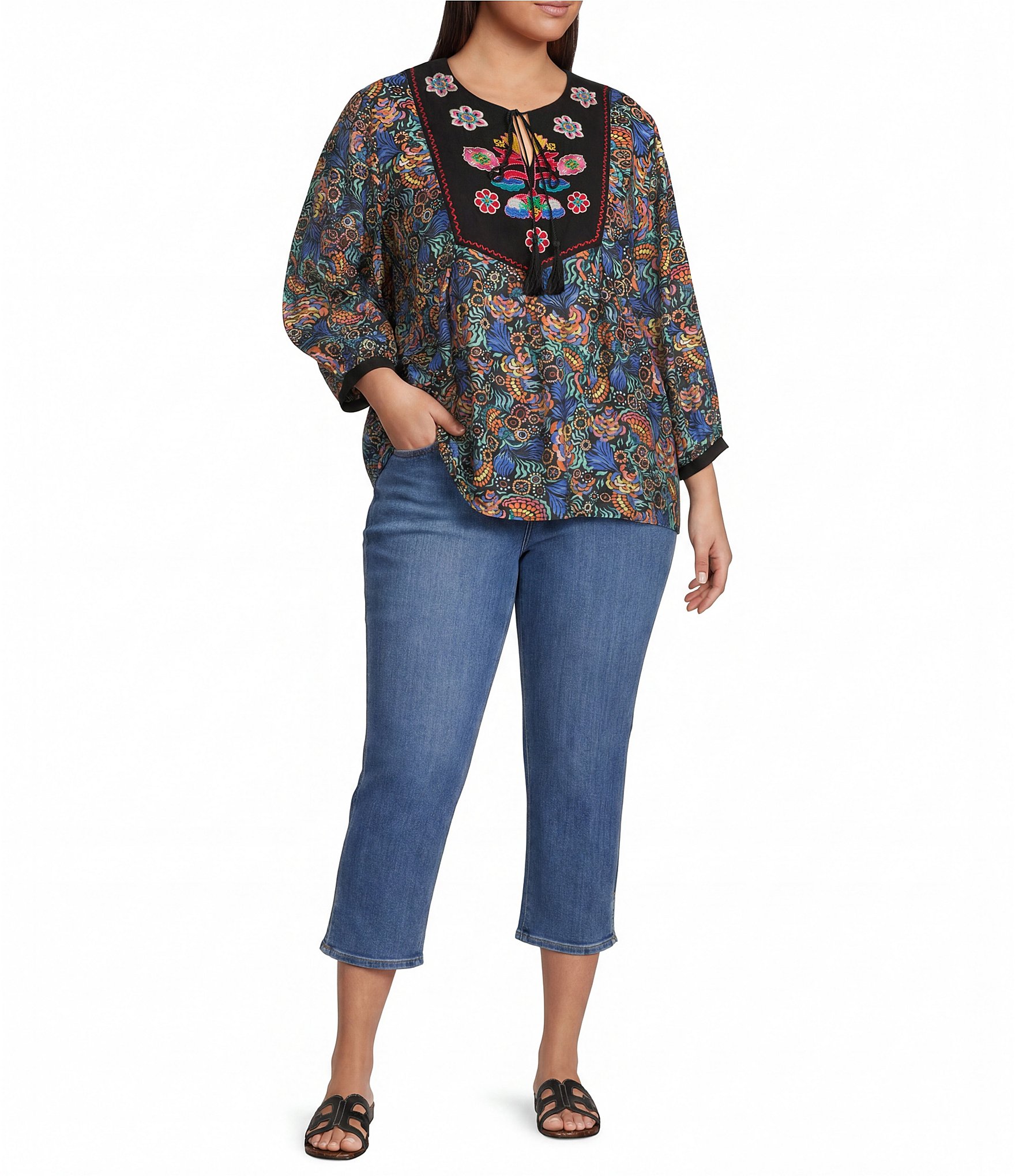 Calessa Plus Size Woven Geometric Retro Round Split Neck 3/4 Sleeve Tunic