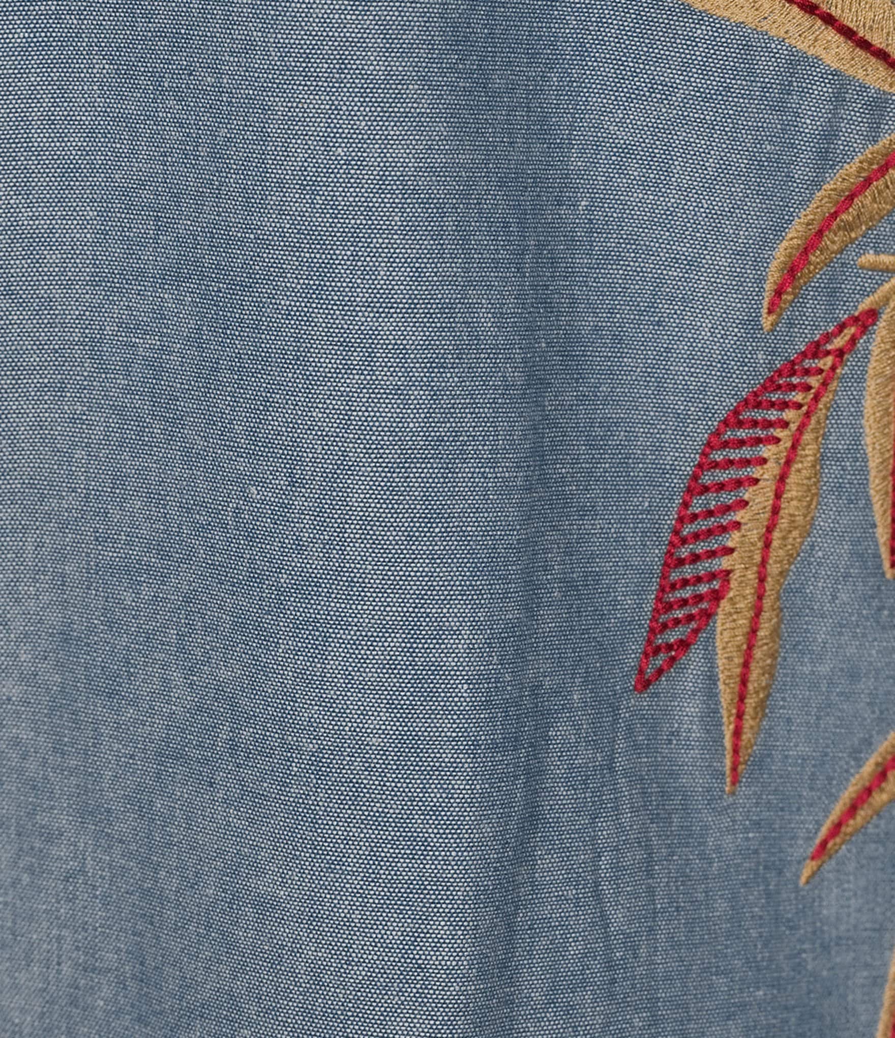Calessa Plus Size Woven Leaf Embroidery Point Collar 3/4 Sleeve Button Front Shirt