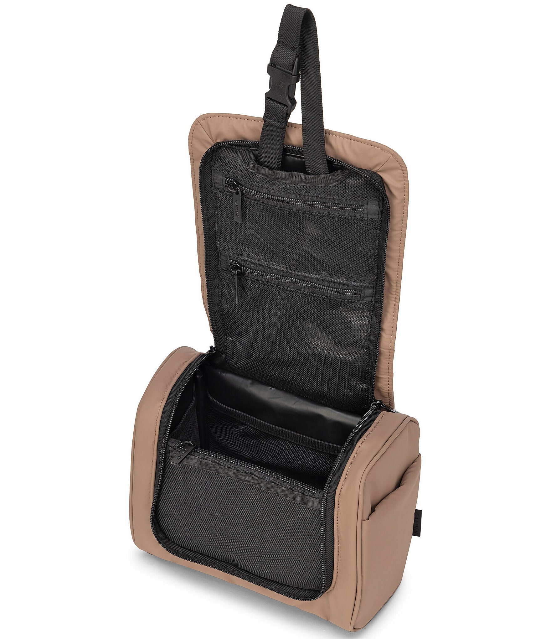 CalPak Luka Hanging Toiletry Bag