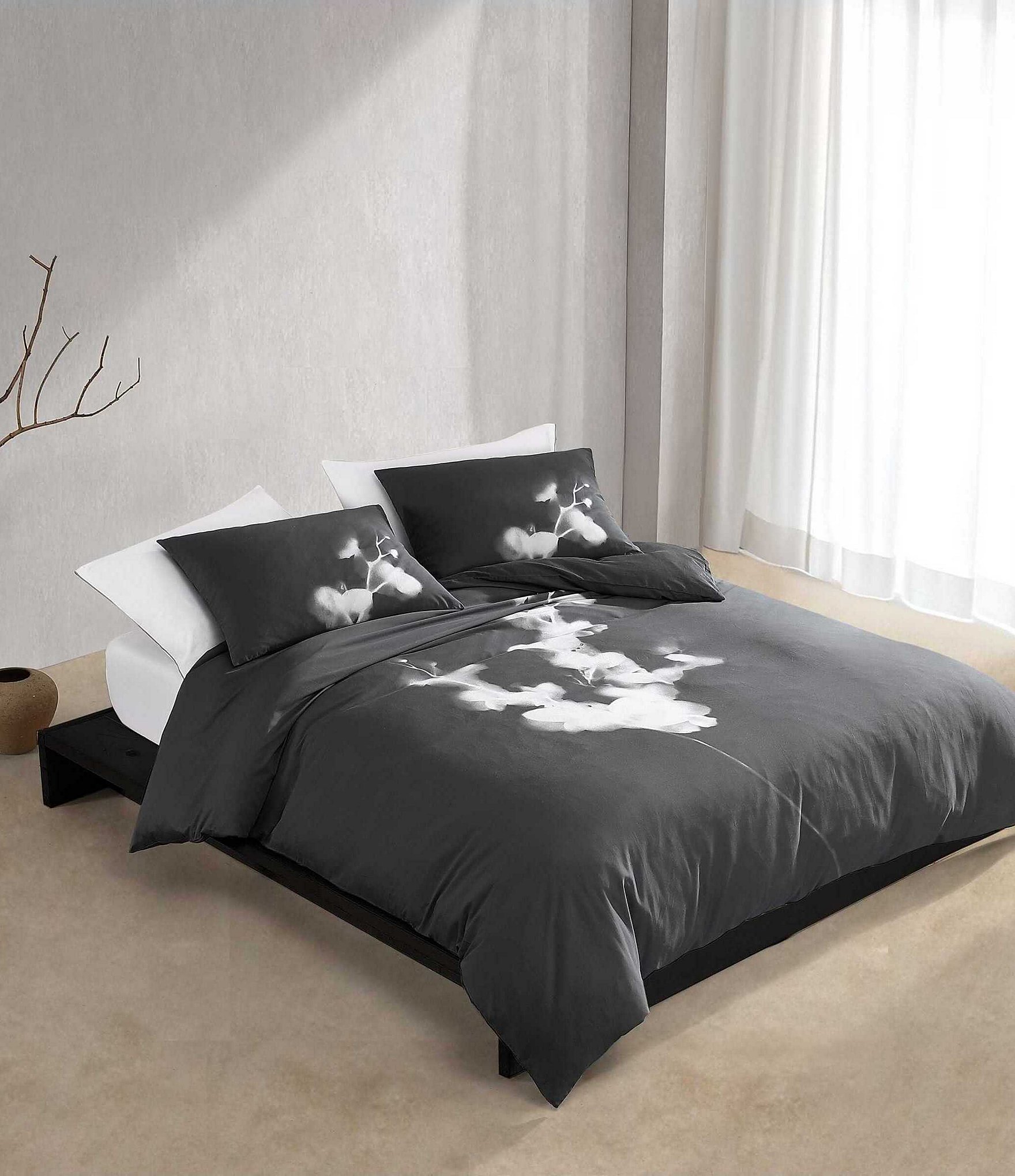 Calvin Klein Oversized Orchid Cotton Sateen Duvet Cover Mini Set