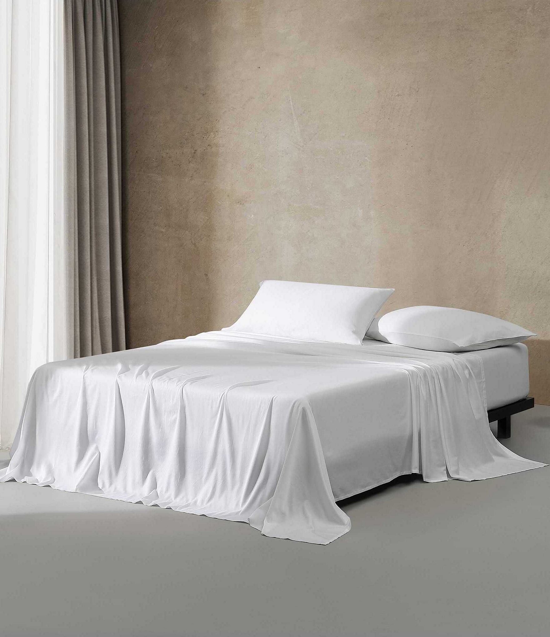 Calvin Klein Pearl Edge Cotton Sateen 300-Thread Count Sheet Set