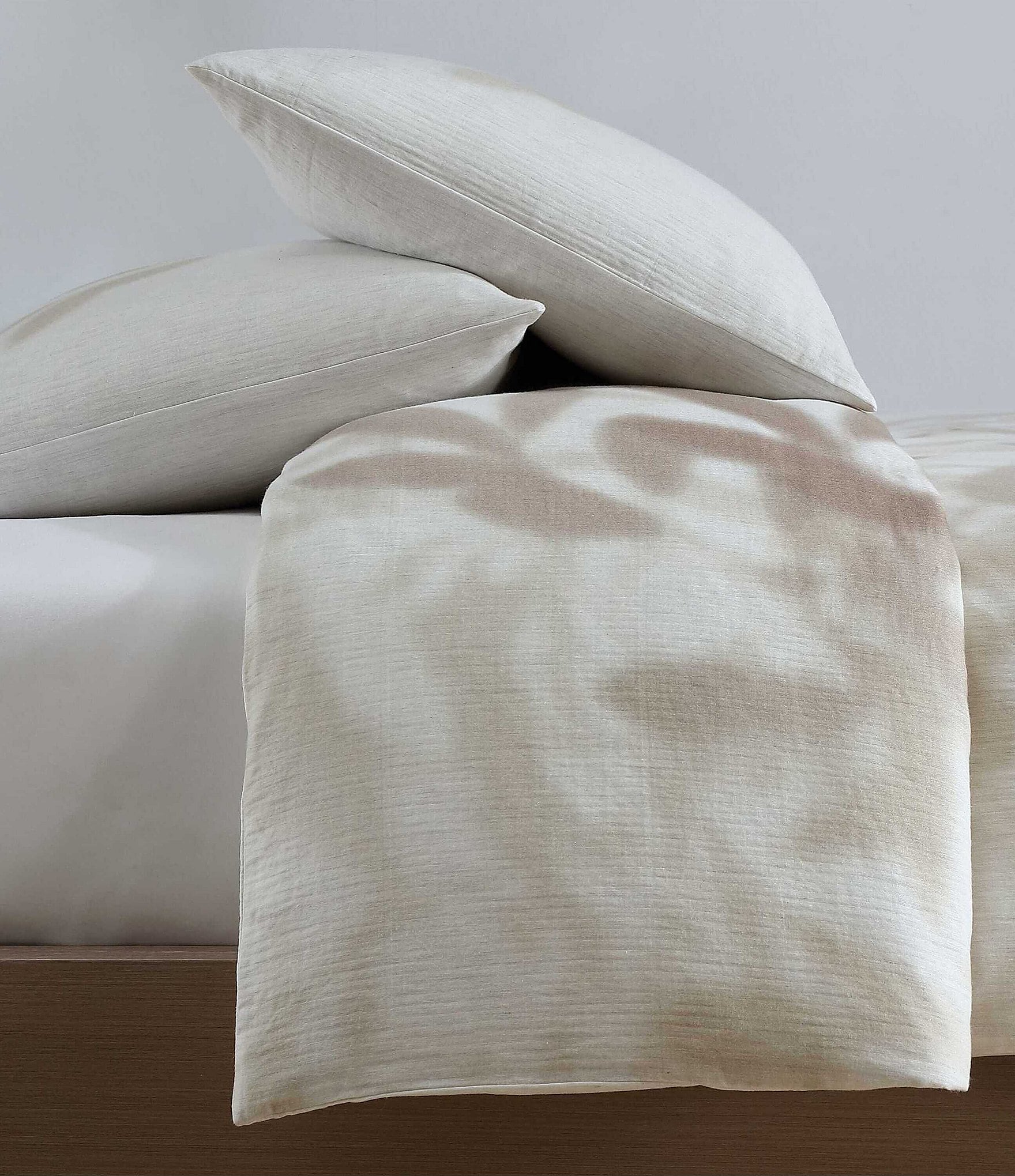 Calvin Klein Shadow Branches Mini Comforter Set
