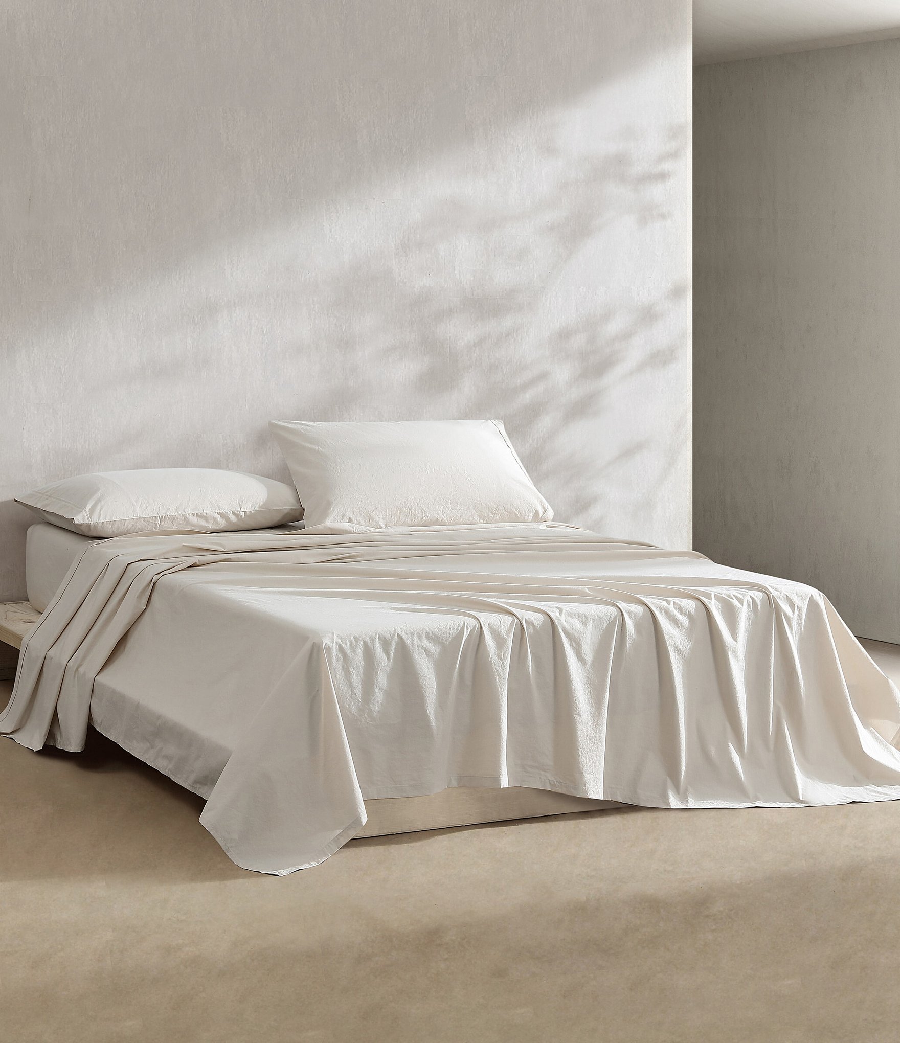 Calvin Klein Solid Washed Cotton Percale Sheet Set