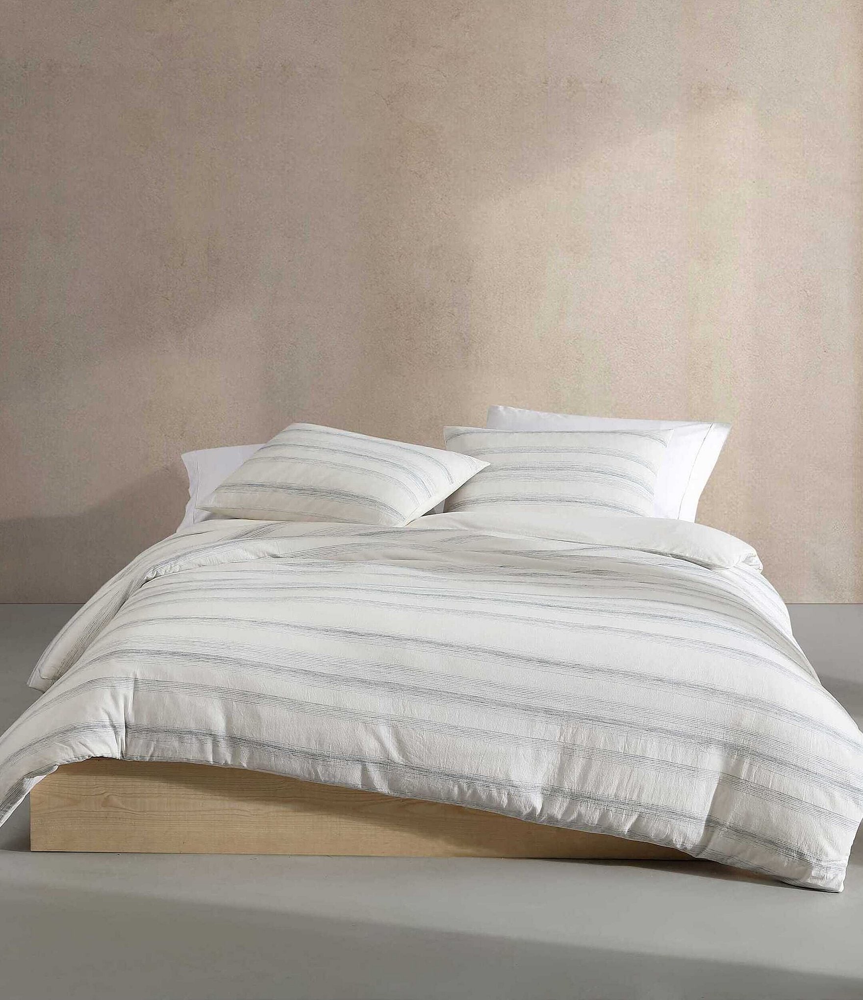 Calvin Klein Strie Stripe Cotton Yarn Dye Comforter Mini Set