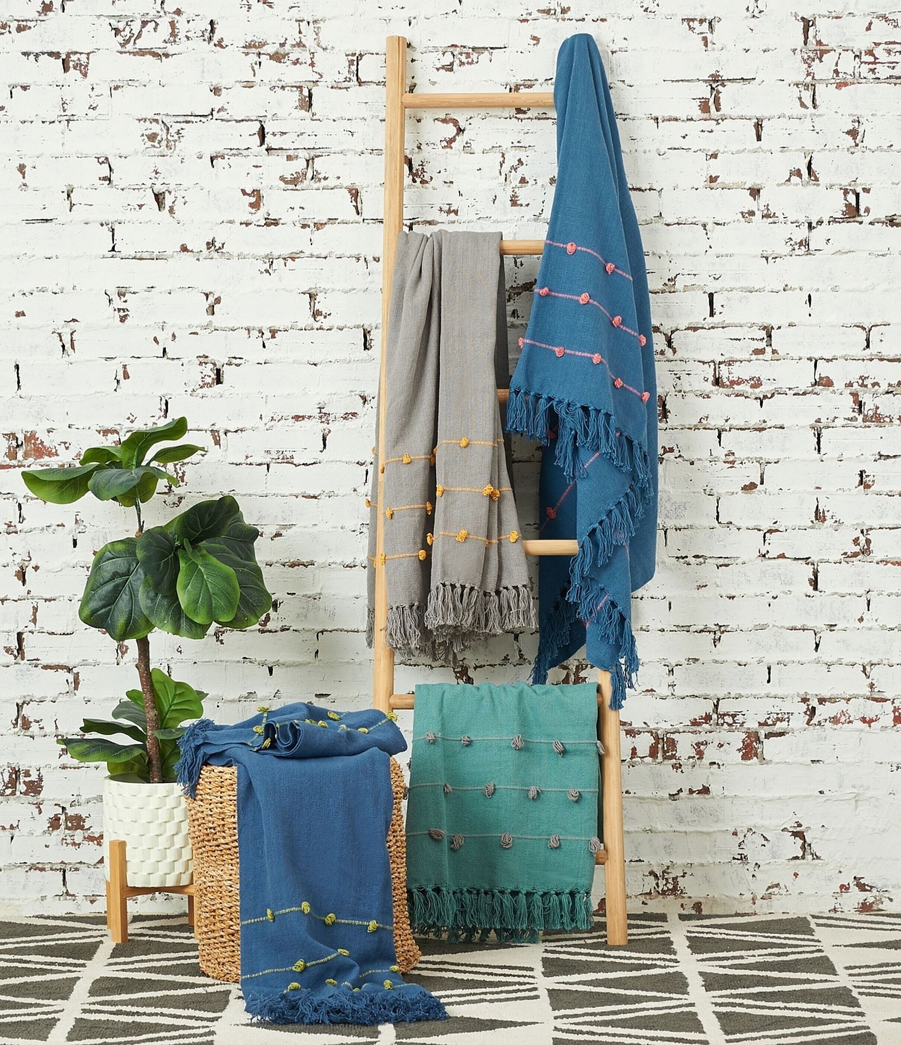 carol & frank Tabb Tufted Textured Throw Blanket