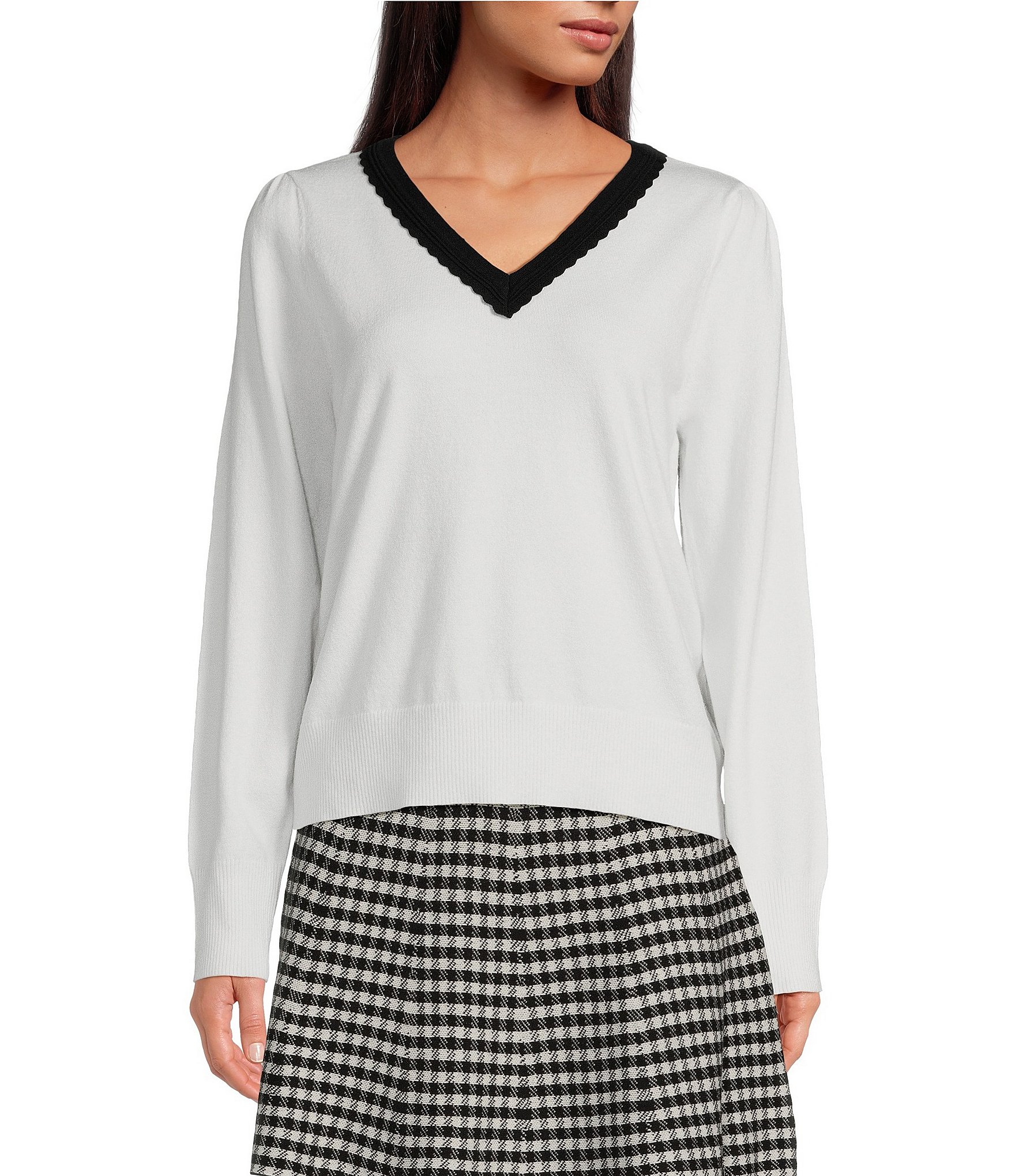CeCe Knit Milano Contrast Trim Deep V-Neck Long Sleeve Welt