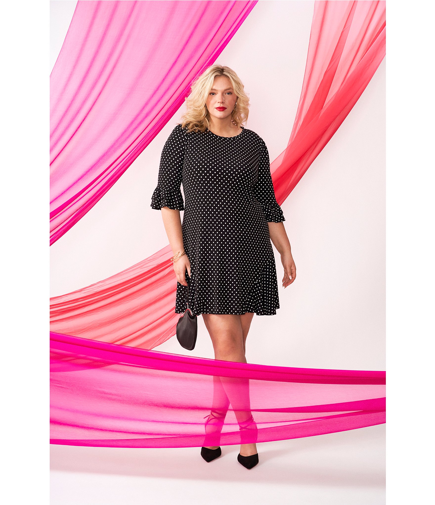 CeCe Plus Size Dotted Print Crew Neck 3/4 Sleeve Ruffled Hem Knit Shift Dress