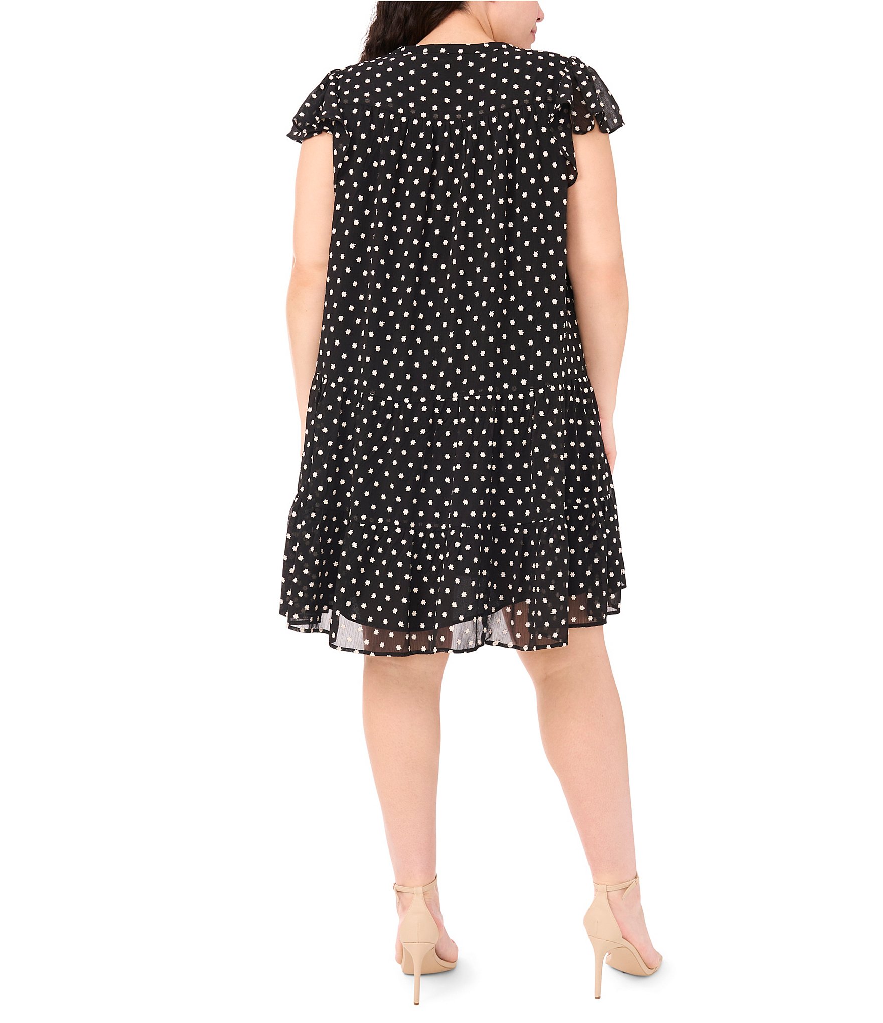 CeCe Plus Size Woven Floral Print Split Round Neckline Short Flutter Sleeve Tiered Dress