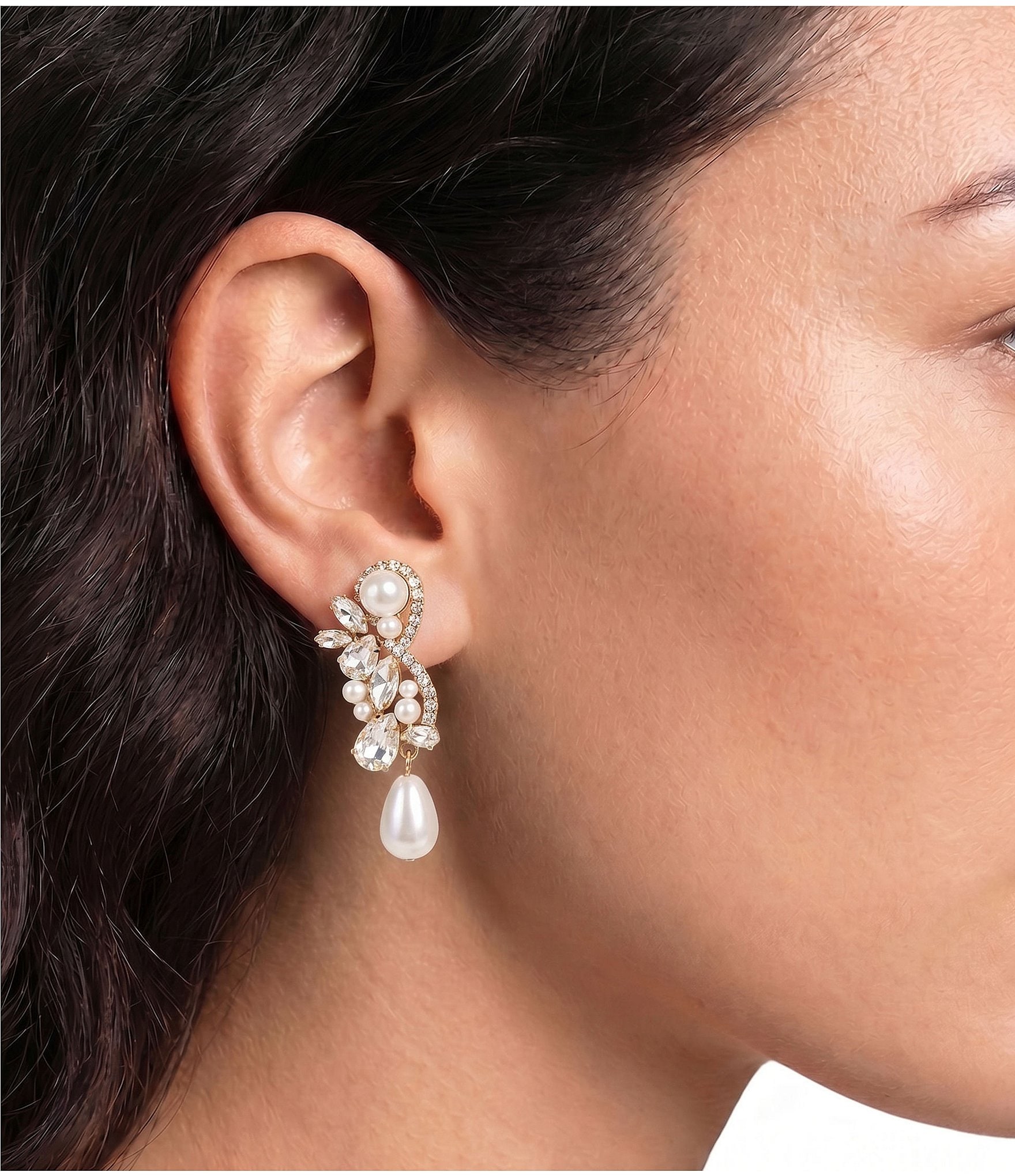 Cezanne Amelia Linear Earrings