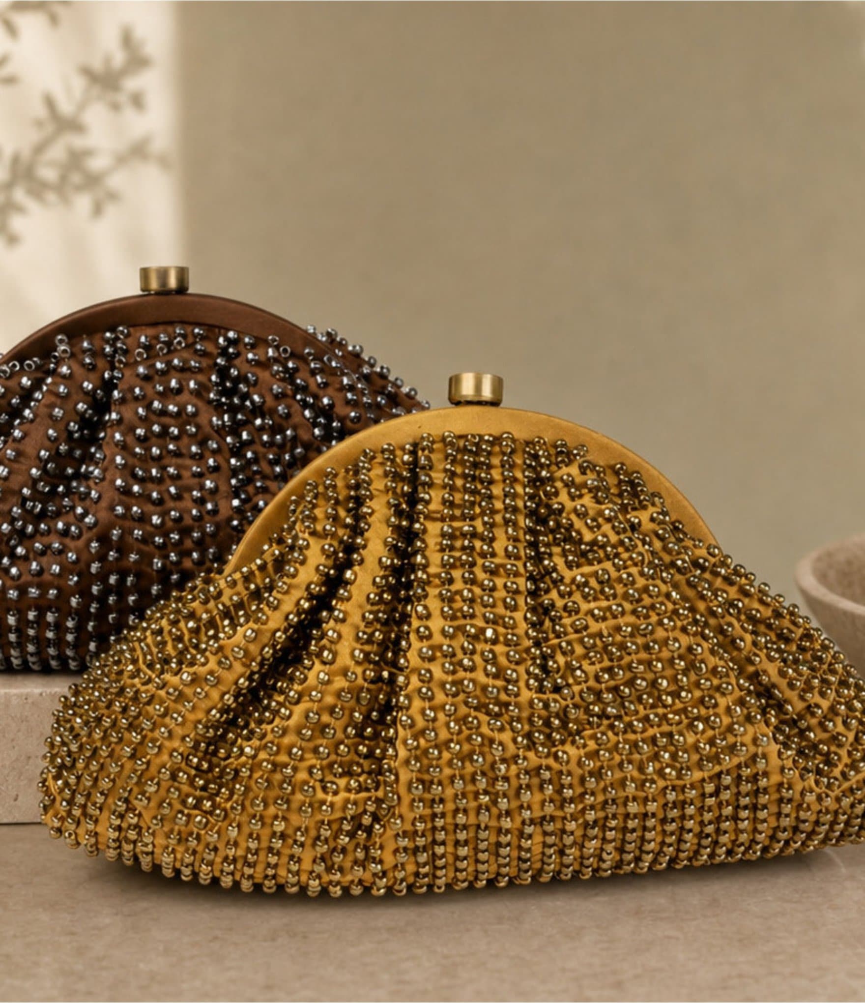 Cezanne Slinky Bead Kisslock Minaudiere Clutch