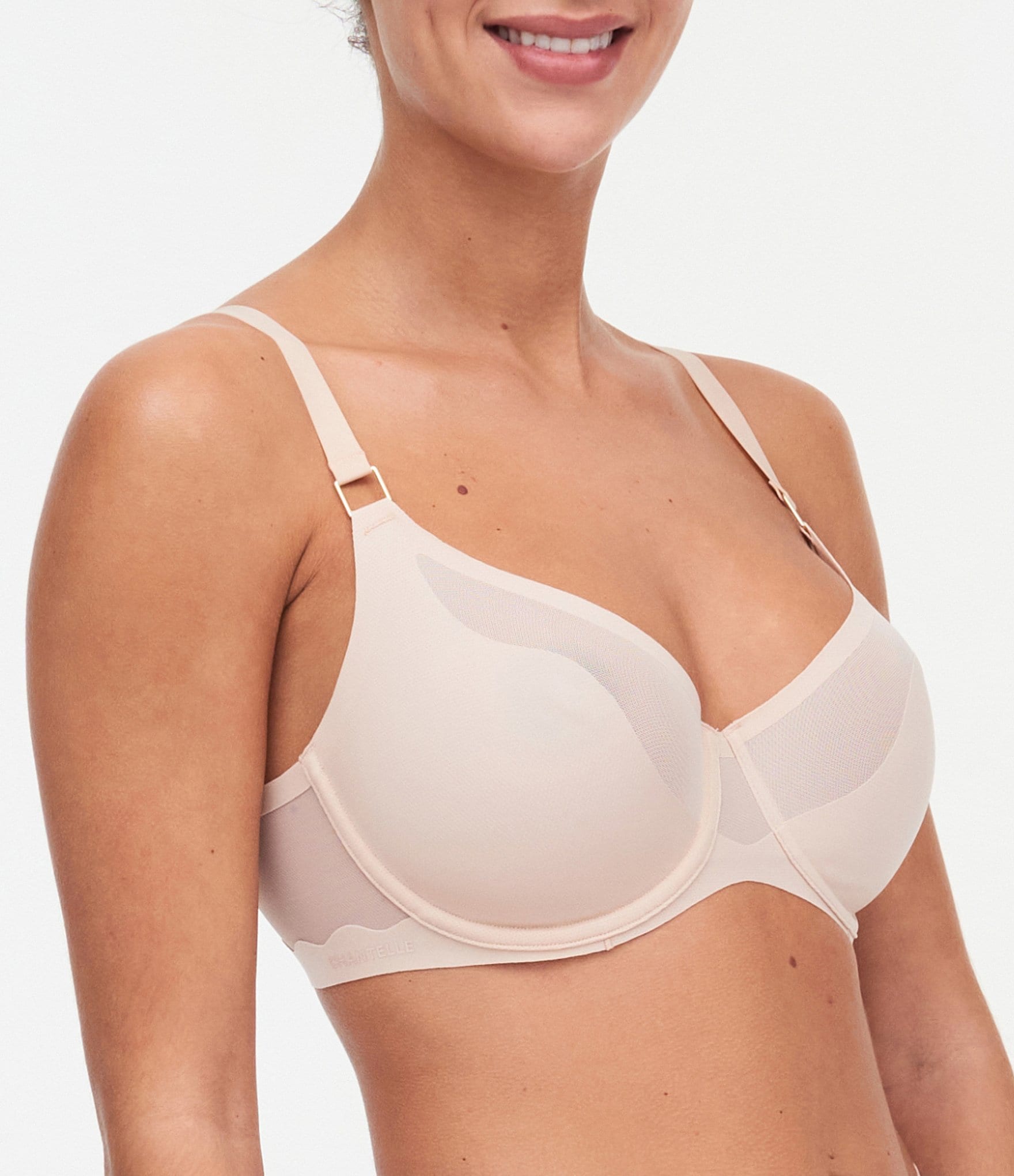 Chantelle Pure Light Molded Underwire Bra