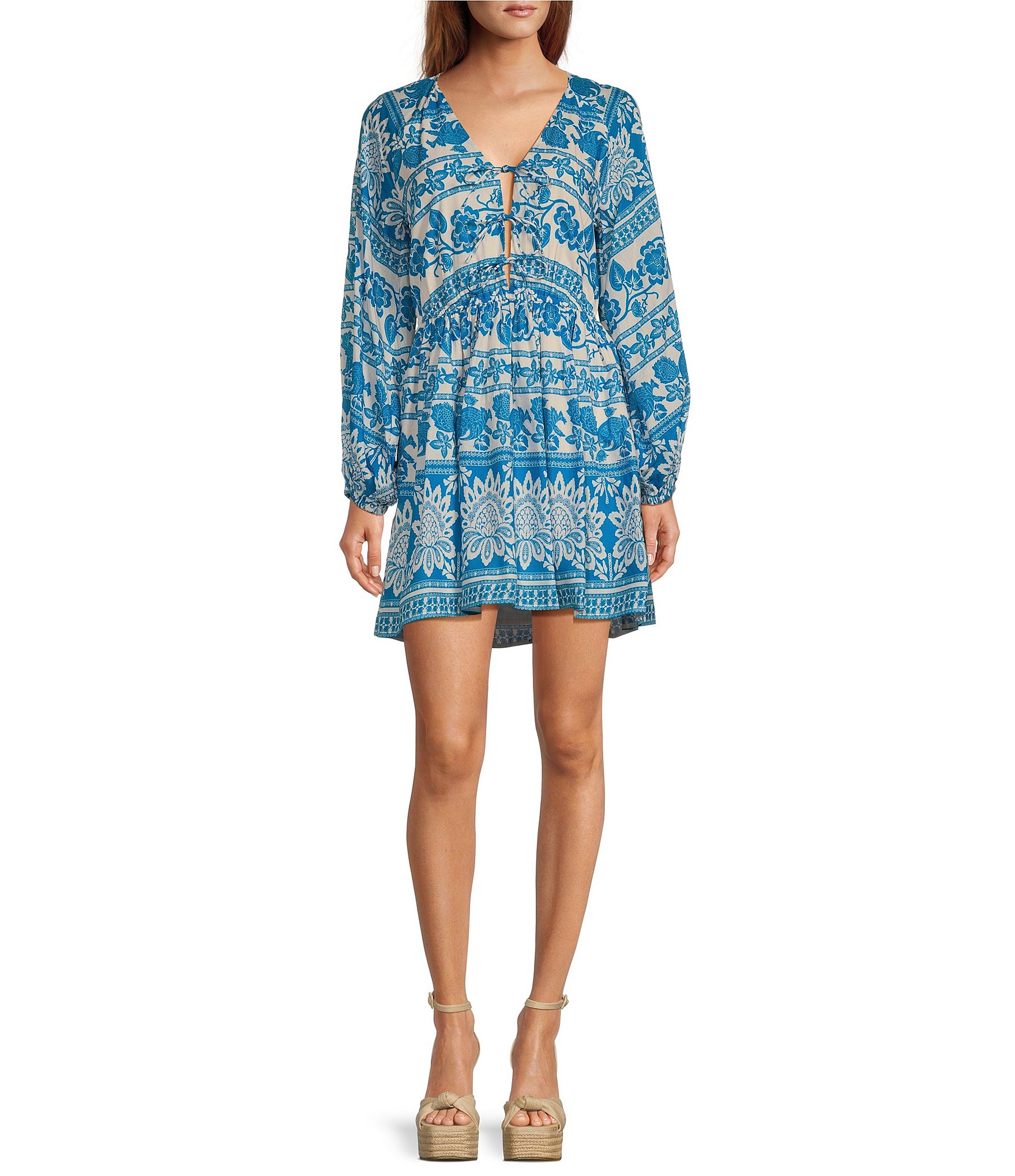 Chelsea & Violet Cadence Printed V Neckline Long Sleeve Tie