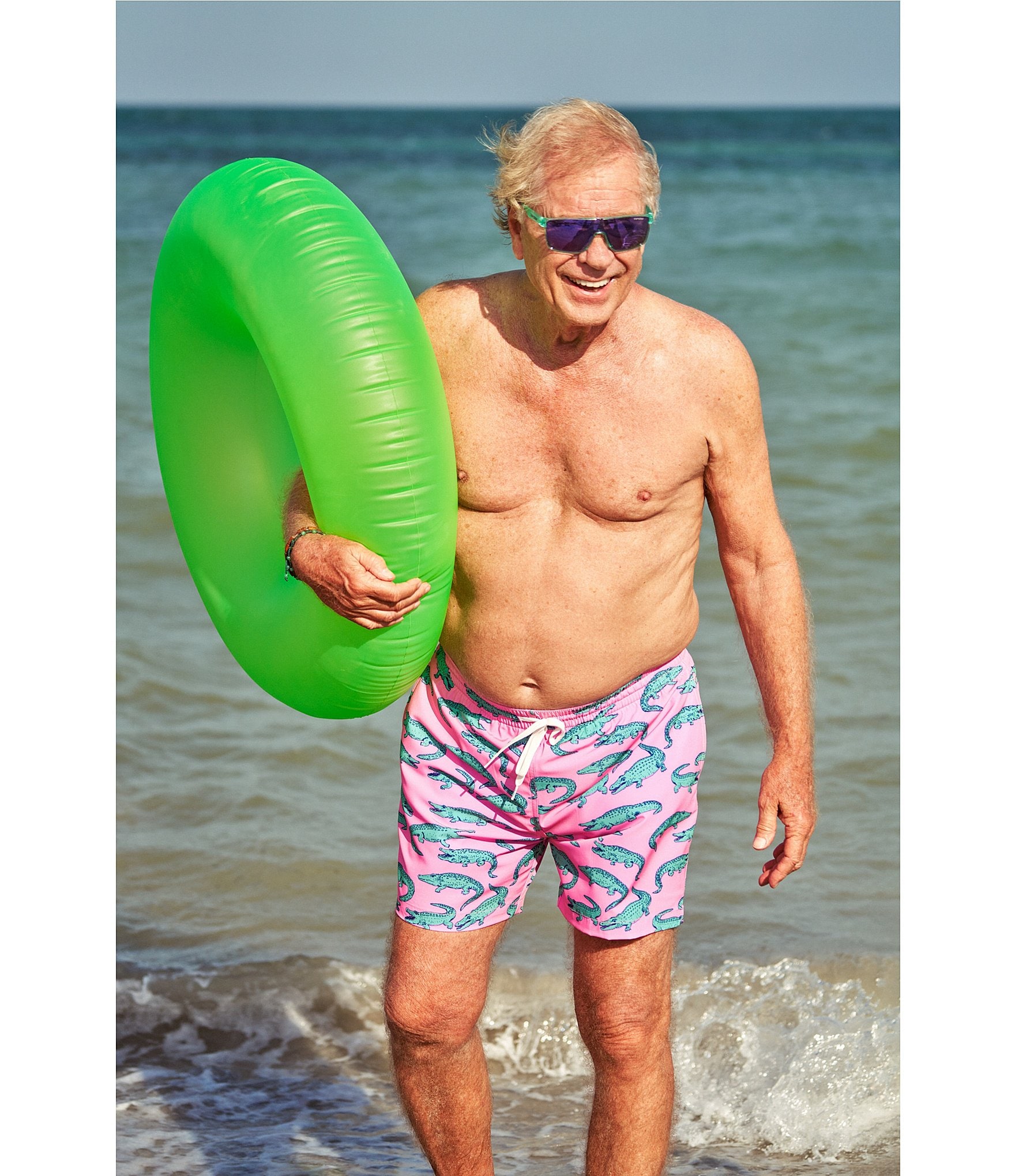 Chubbies Glades Classic 5.5#double; Inseam Swim Trunks