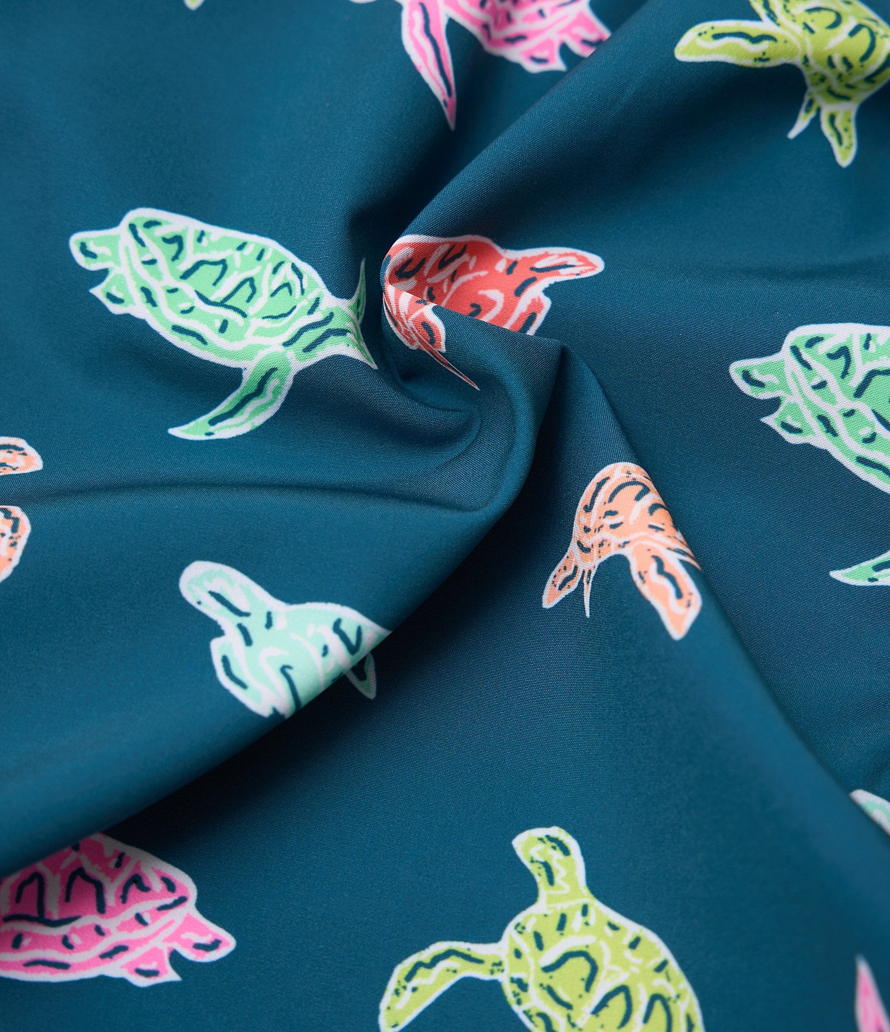 Chubbies Turtally Awesome 5.5#double; Swim Trunks