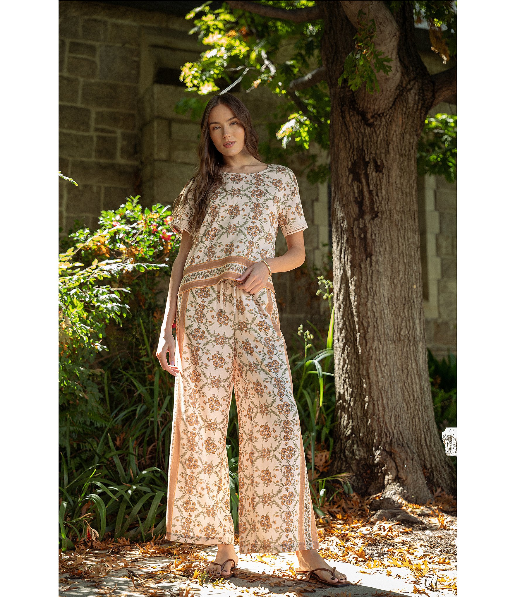 City Blues Floral Border Print Crew Neck Short Sleeve Top