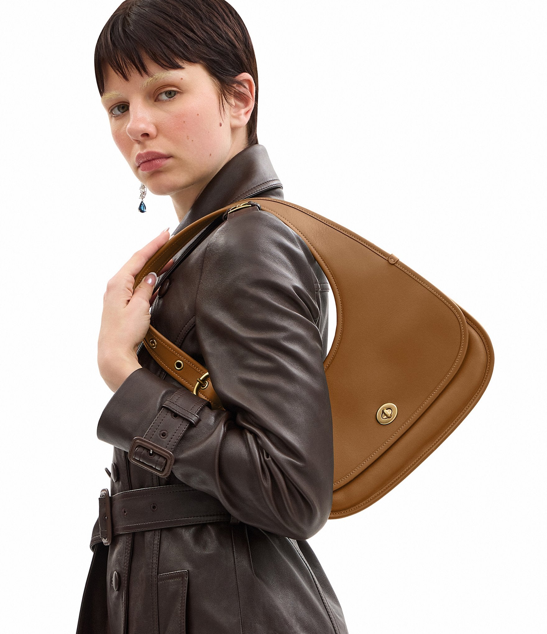 COACH The Coach Originals Cashin Carry Crescent Buckle Detail Shoulder Bag