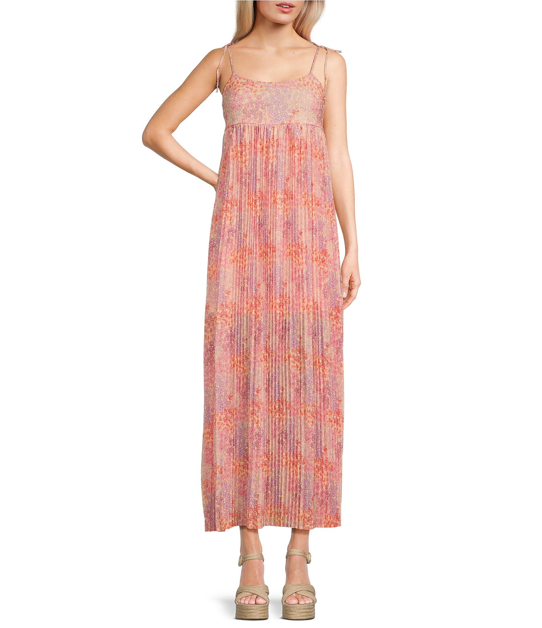 Coco + Jaimeson Printed Sunburst Pleated Maxi Dress | Dillard's