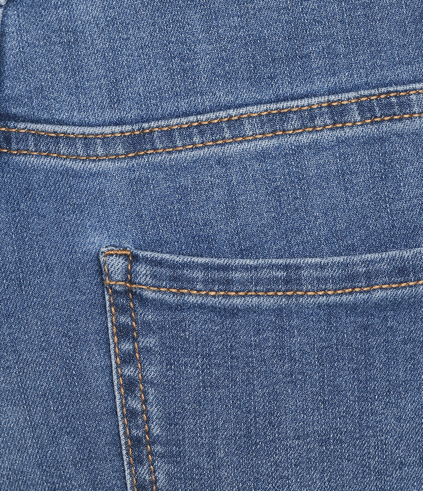 Code Bleu Plus Size Soho Mid Rise Fray Cuff Hem Capri Jeans